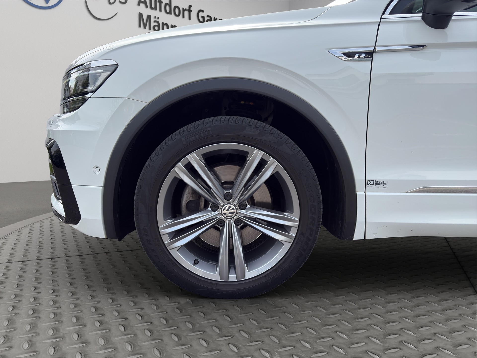VW Tiguan 2.0TSI Highline 4Motion DSG-image-12