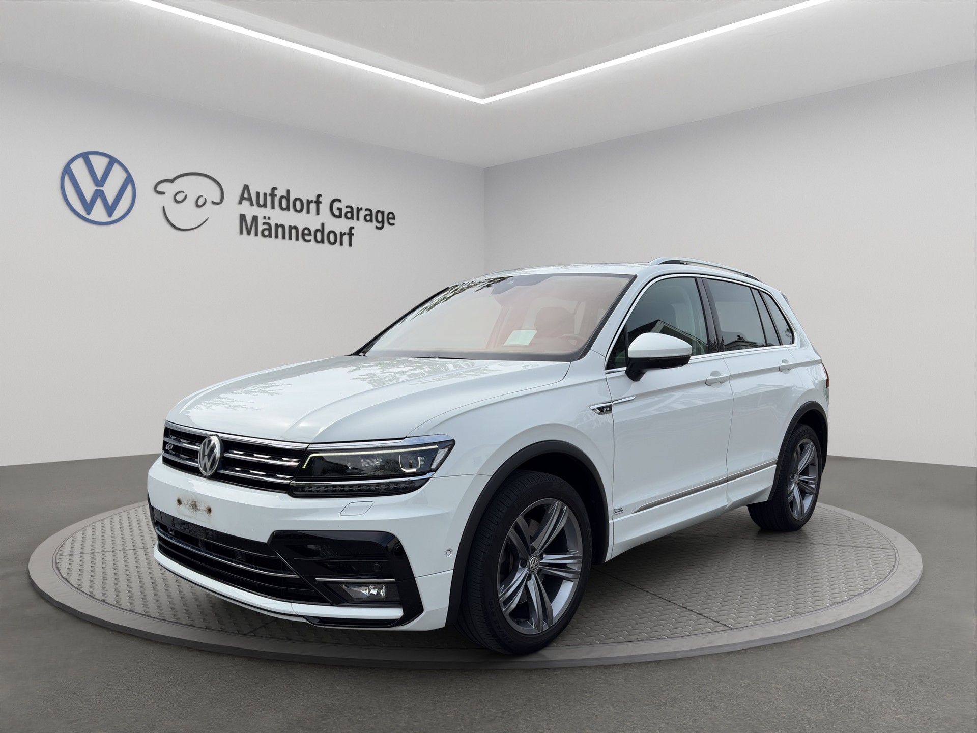 VW Tiguan Allspace 2.0TSI Highline 4Motion DSG-image-0