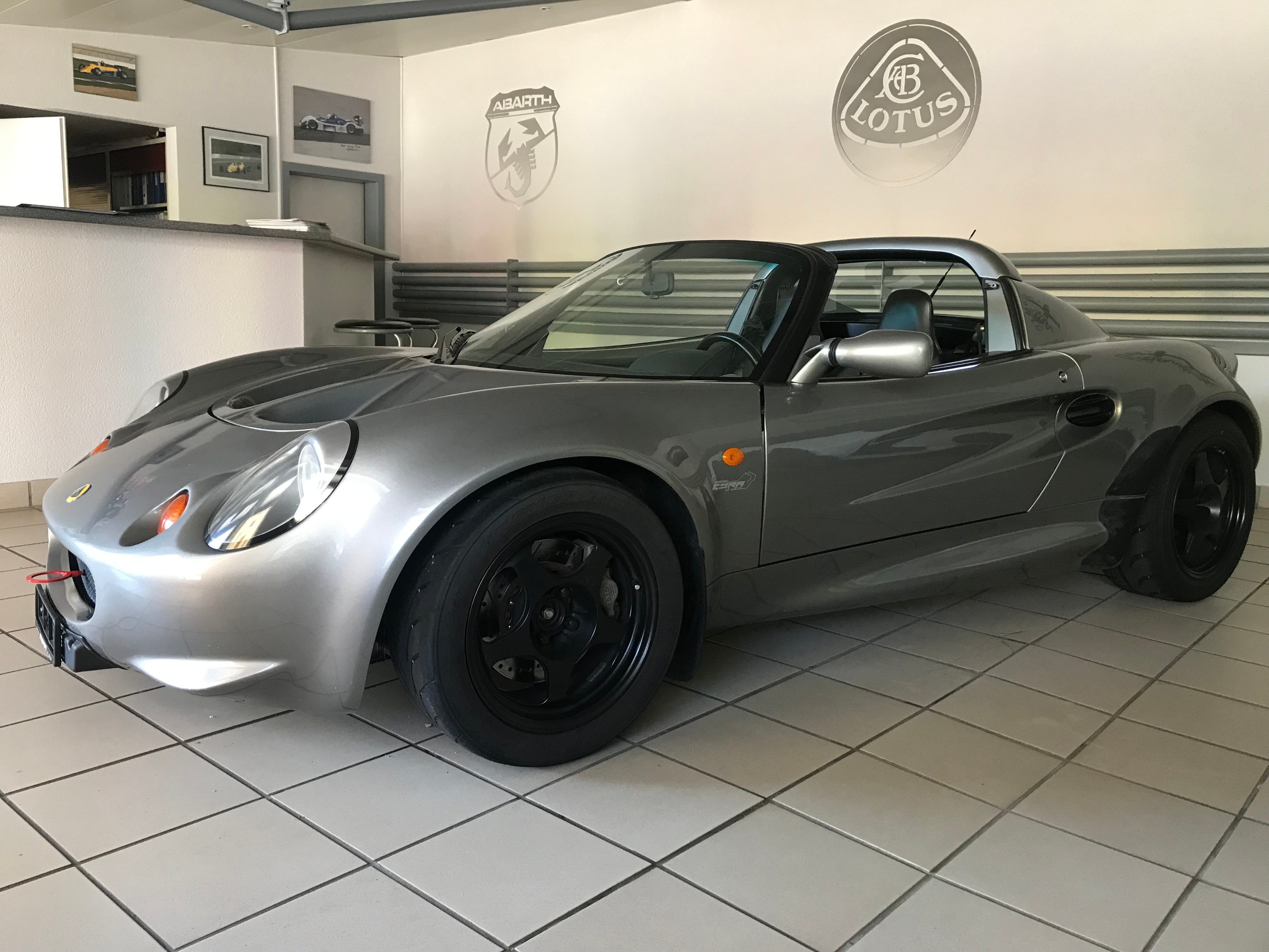 Car photo