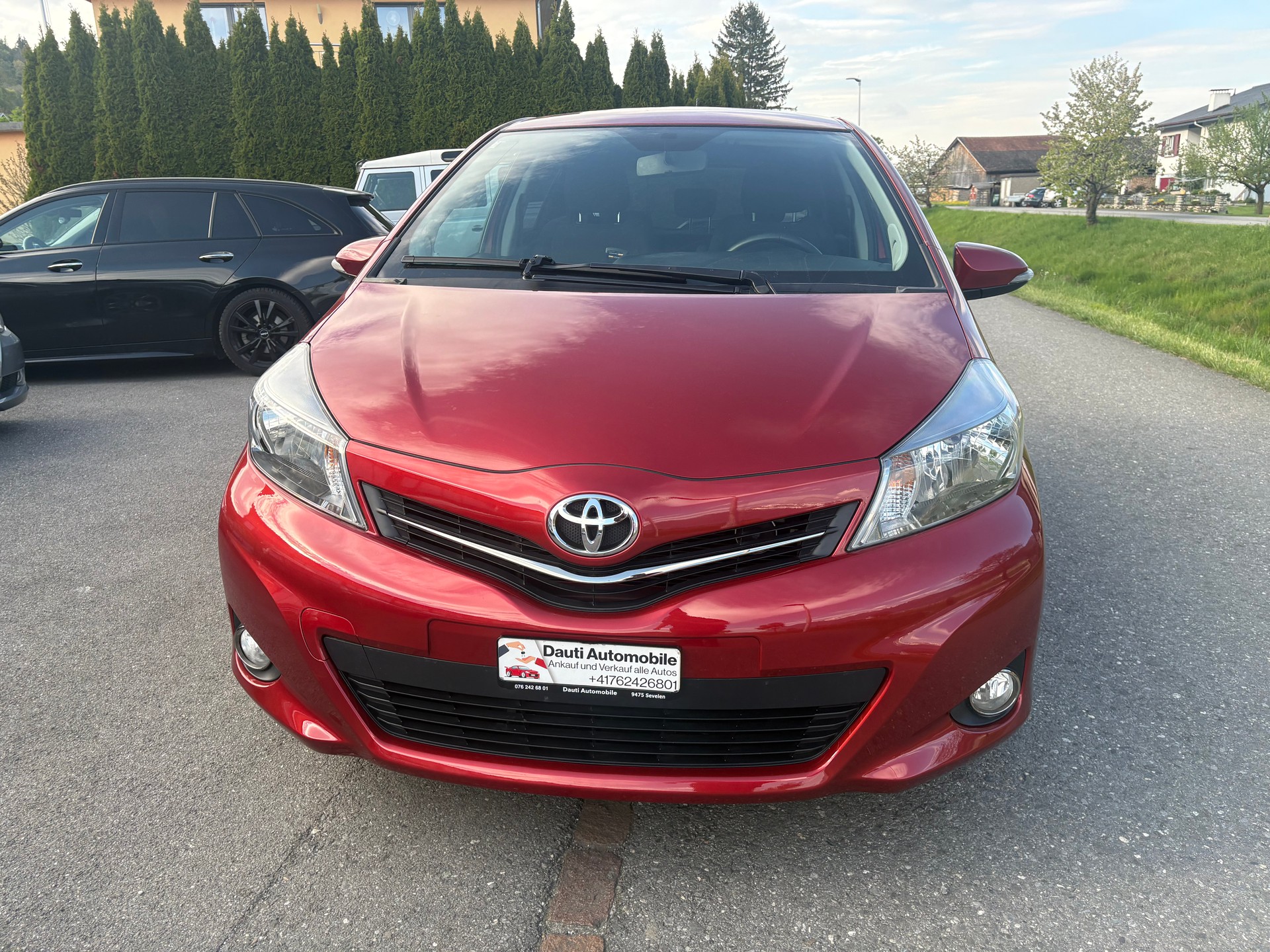 TOYOTA Yaris 1.33 Style Multidrive-image-1