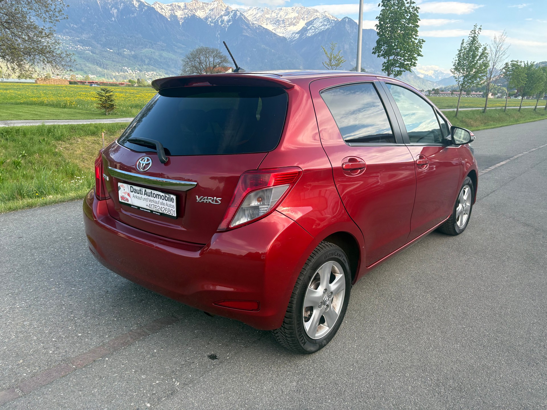 TOYOTA Yaris 1.33 Style Multidrive-image-3