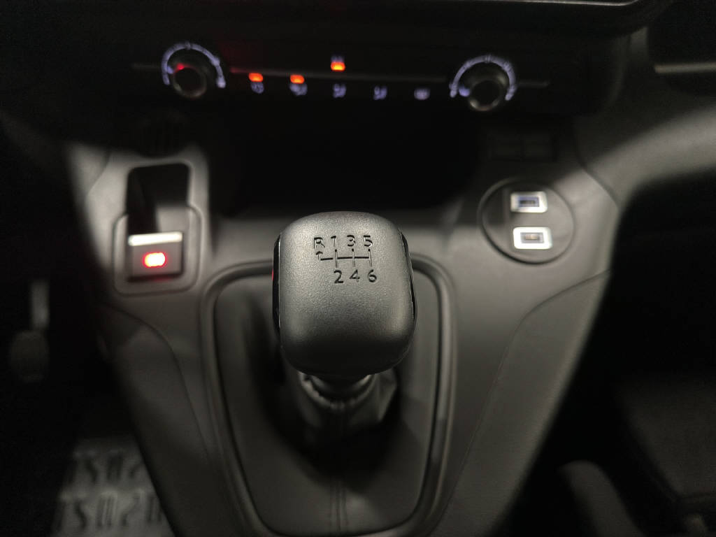 CITROEN Berlingo M 1.2 PureTech 110PS S/S-image-15