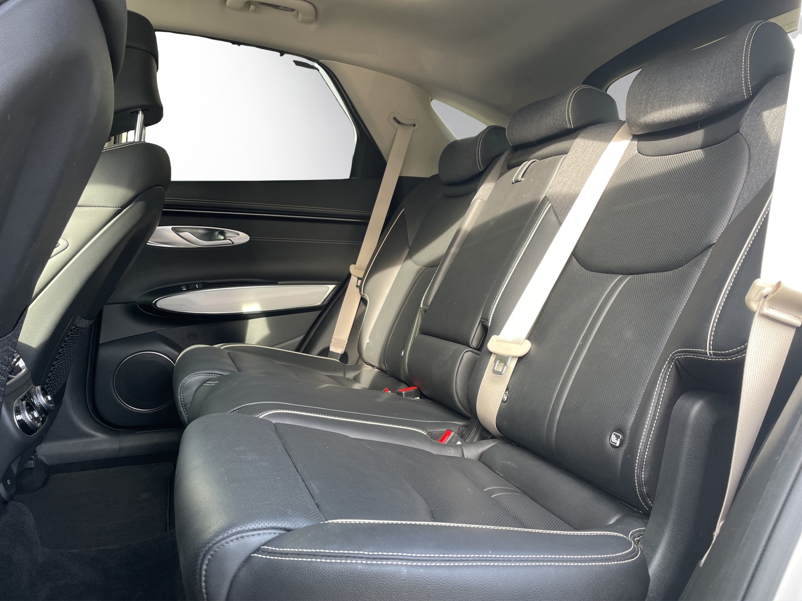GENESIS GV70 Electrified Sport kWh 77,4 AWD-image-11
