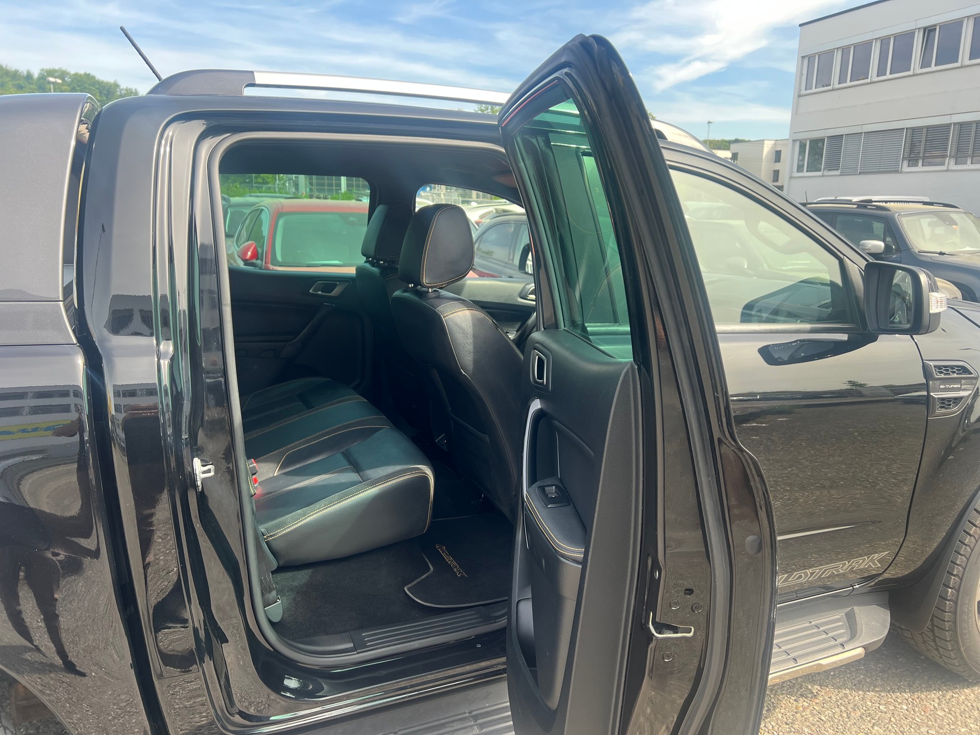 FORD Ranger Wildtrak 2.0 Eco Blue 4x4 A-image-12