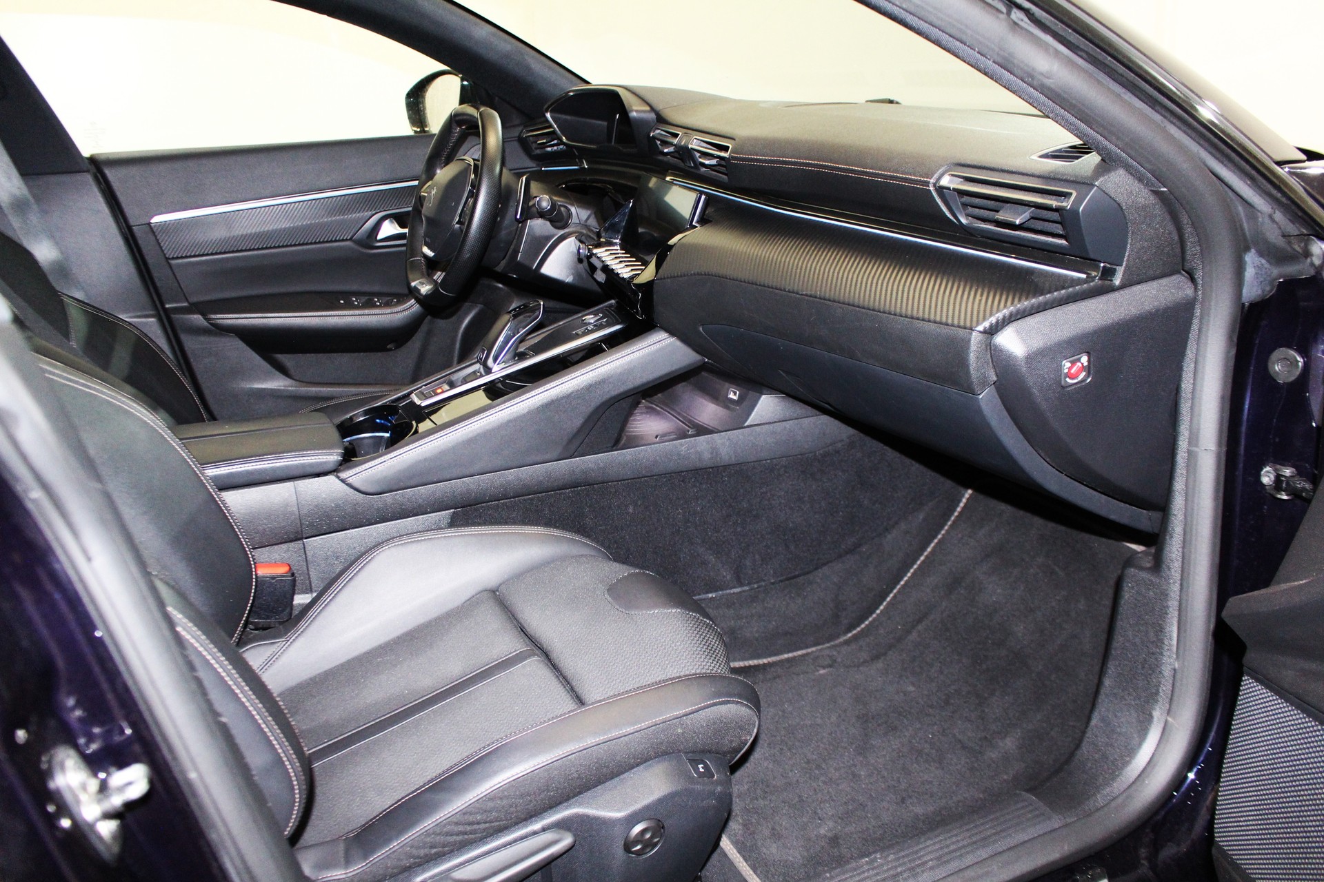 PEUGEOT 508 1.5 BlueHDi GT Line-image-10