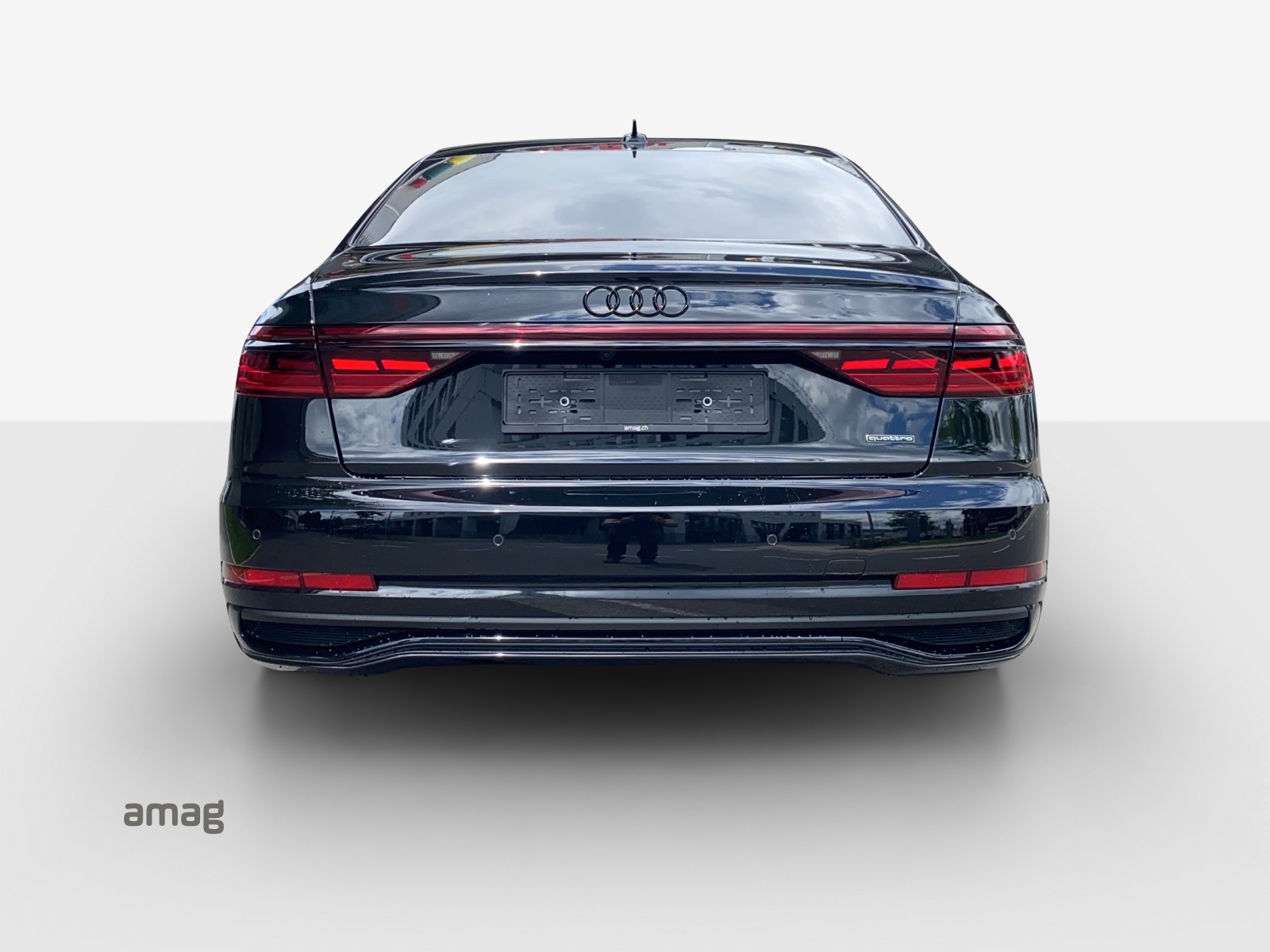 AUDI A8 60 TFSI e quattro tiptronic-image-3