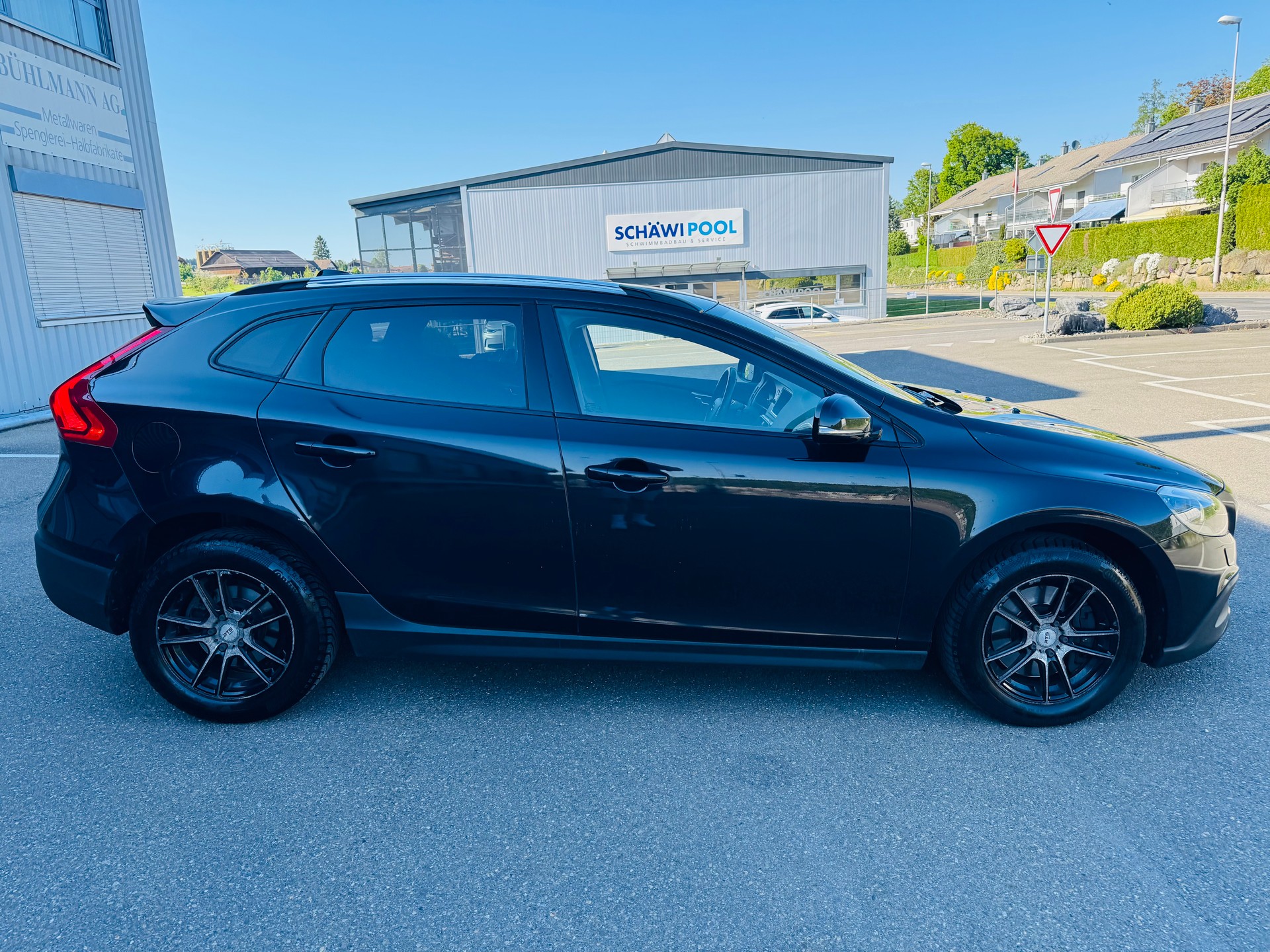 VOLVO V40 Cross Country T4 2.0 AWD Summum Geartronic-image-6