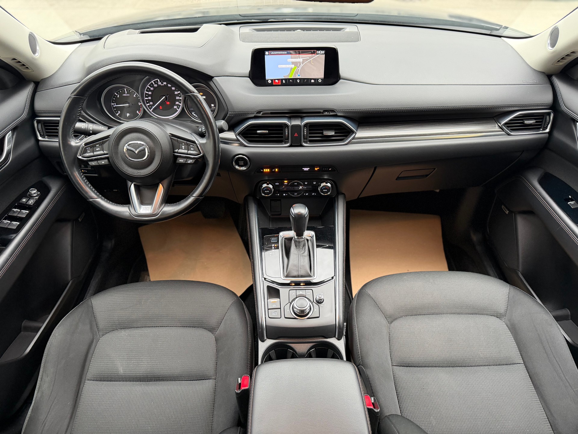 MAZDA CX-5 SKYACTIV-D 175 Revolution AWD-image-11