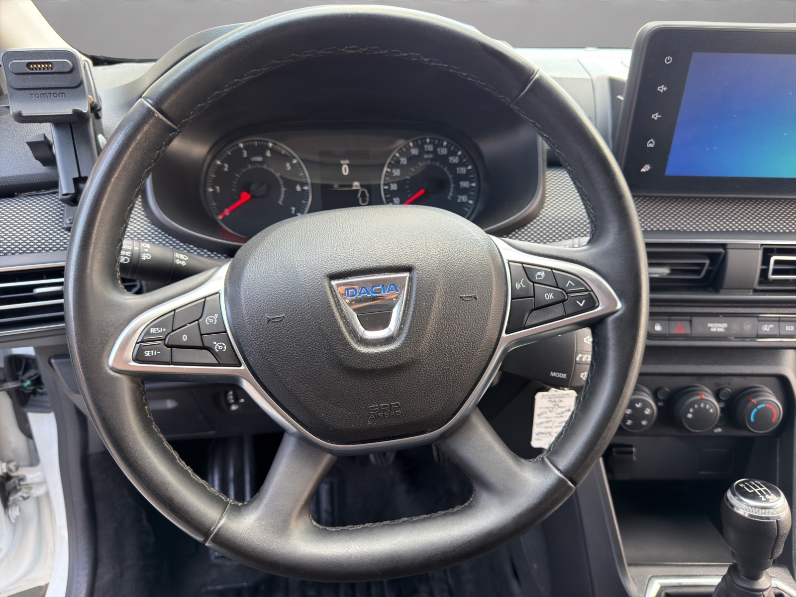 DACIA Jogger TCe 110 Comfort-image-9