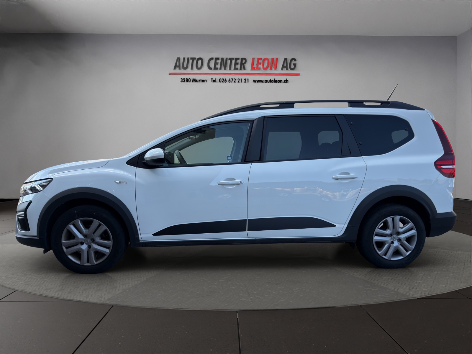 DACIA Jogger TCe 110 Comfort-showroom-element-2