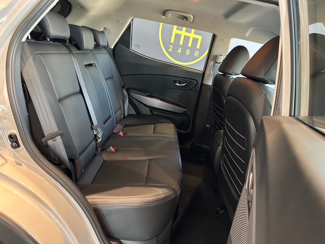KGM-SsangYong Tivoli 1.5 T GDI Platinum 4WD-image-17