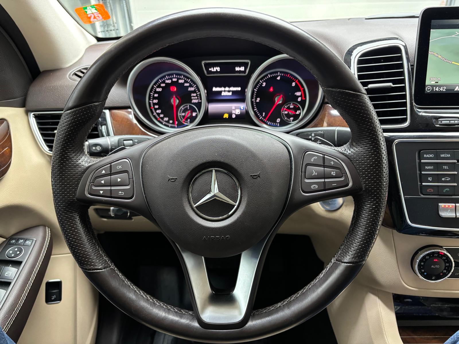 MERCEDES-BENZ GLE 250 d Executive 4Matic 9G-Tronic-image-19