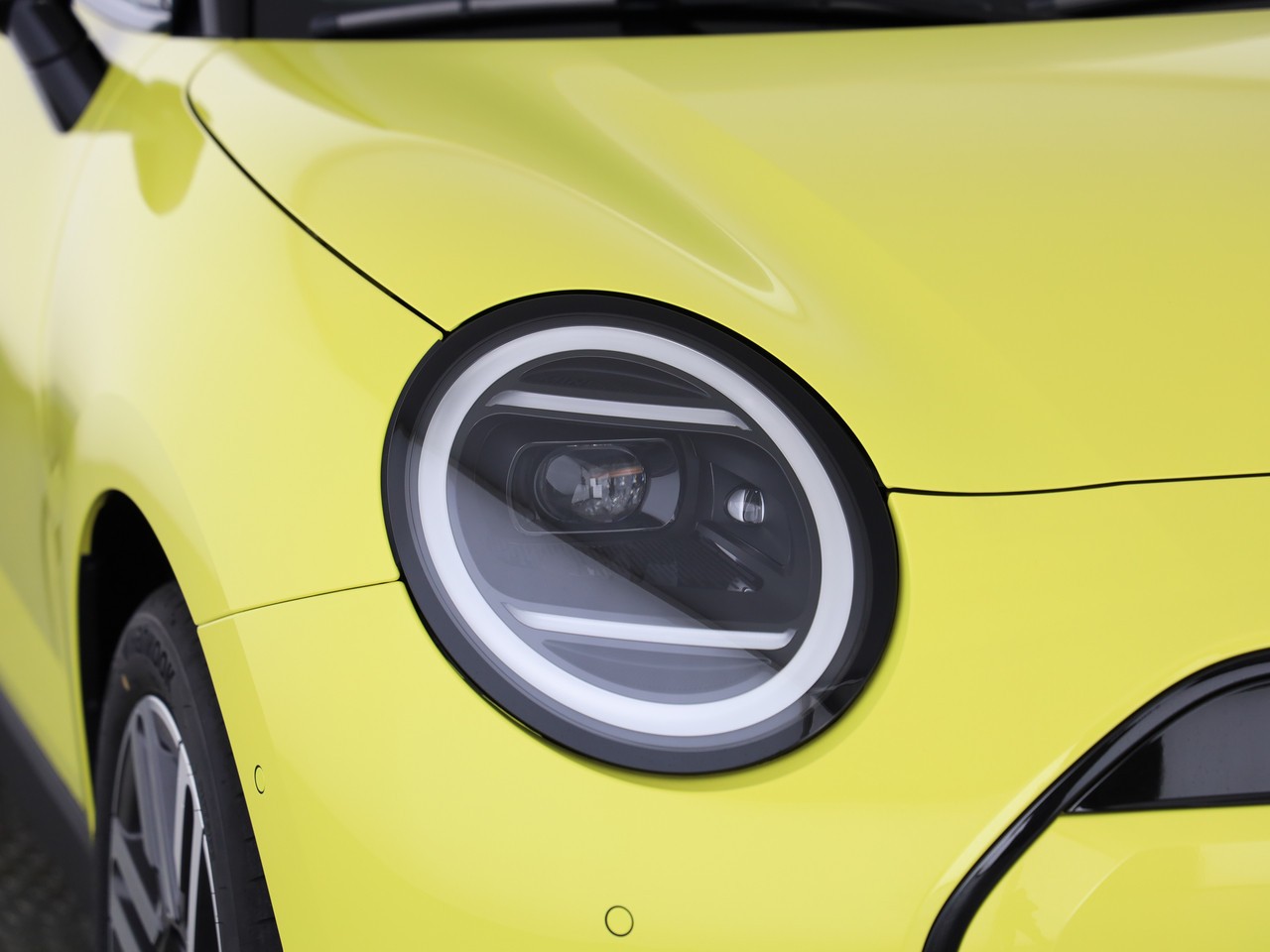 MINI Cooper SE-image-5