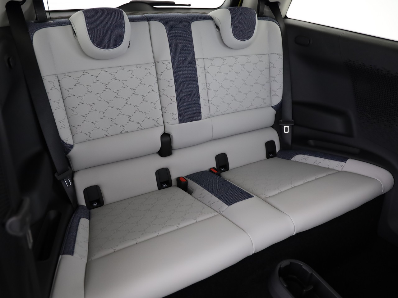MINI Cooper SE-image-15