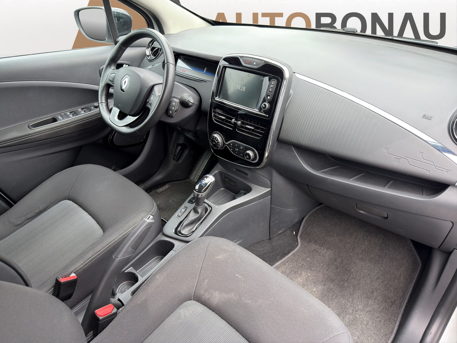 RENAULT Zoe FP R110 Life inkl. Batterie SOC 90.2%-image-12