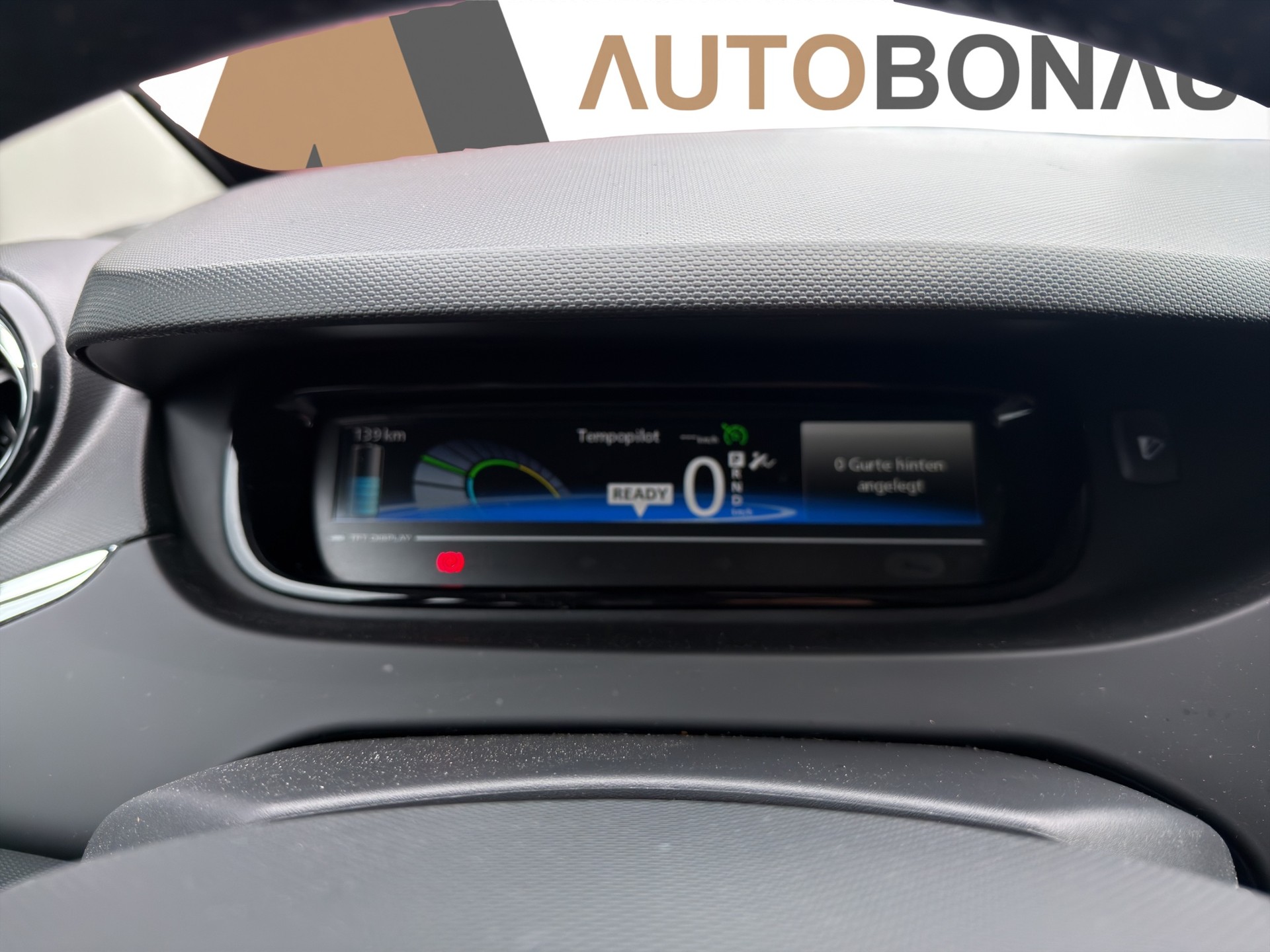 RENAULT Zoe FP R110 Life inkl. Batterie SOC 90.2%-image-18