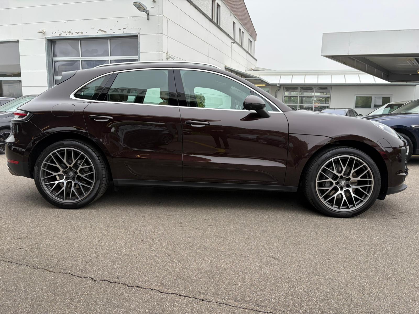 PORSCHE Macan S PDK-image-3