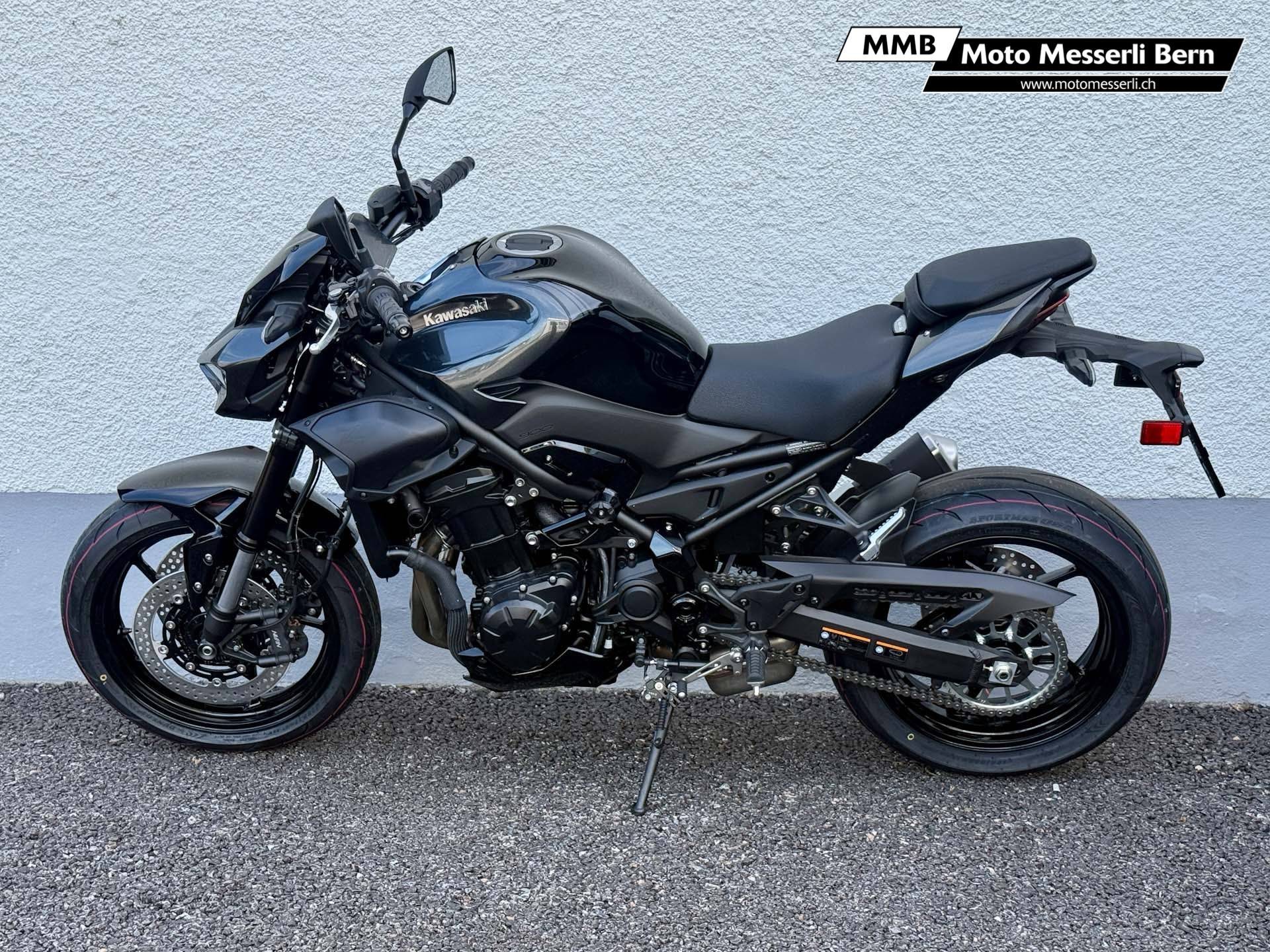KAWASAKI Z 900 (35kW)-image-4