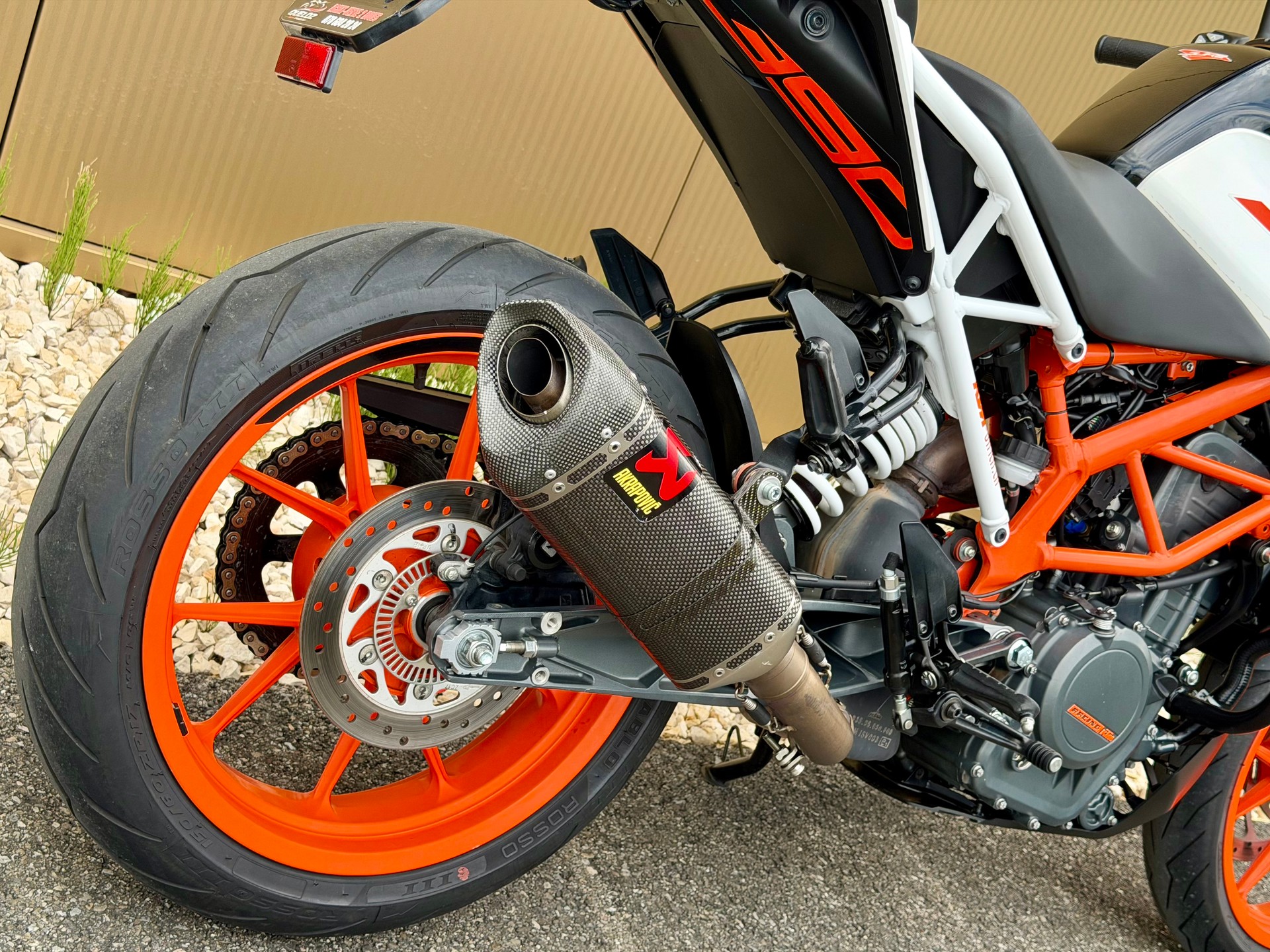 KTM 390 Duke ABS-image-6