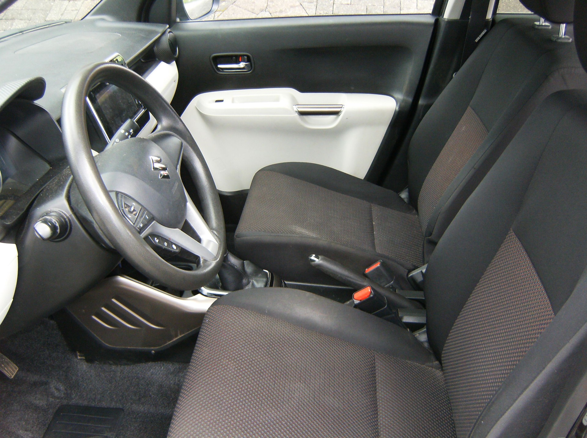 SUZUKI Ignis 1.2i Compact+ 4x4-image-7