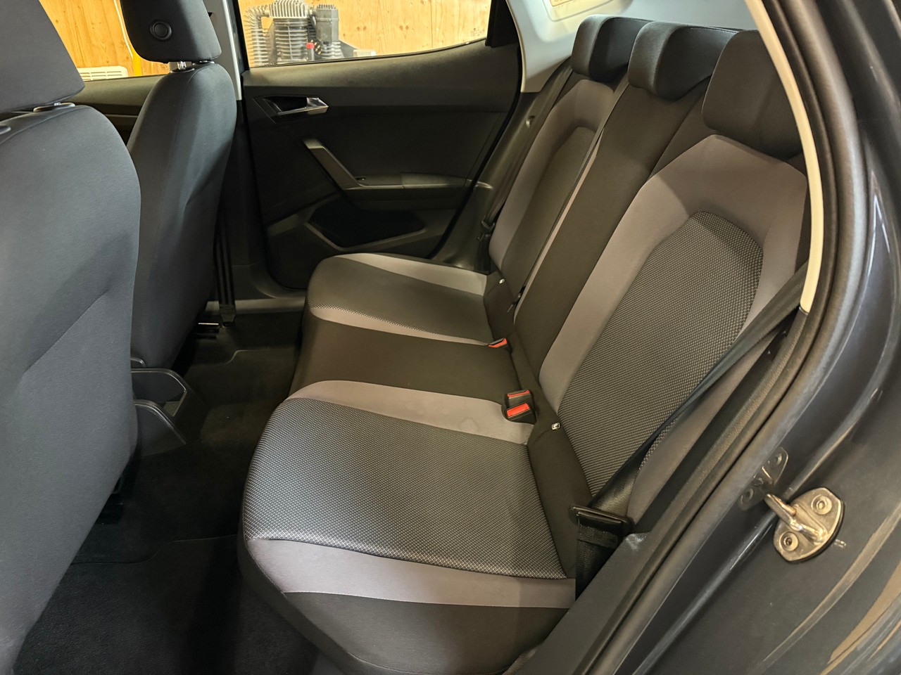 SEAT Arona 1.0 TSI Eco Style DSG-image-7