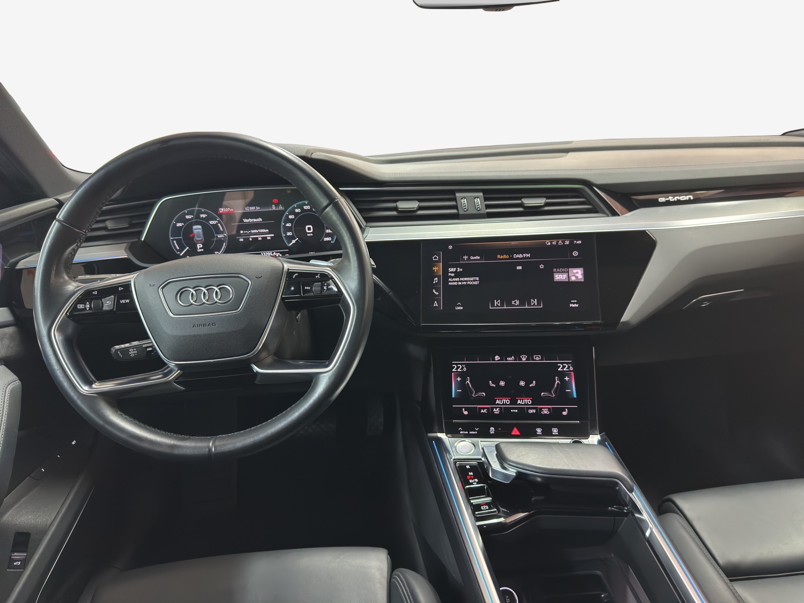 AUDI e-tron 55 Advanced quattro-image-9