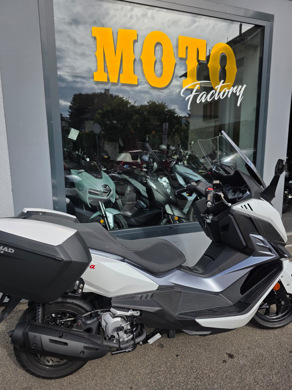 SYM Cruisym 125 i ABS-showroom-element-1