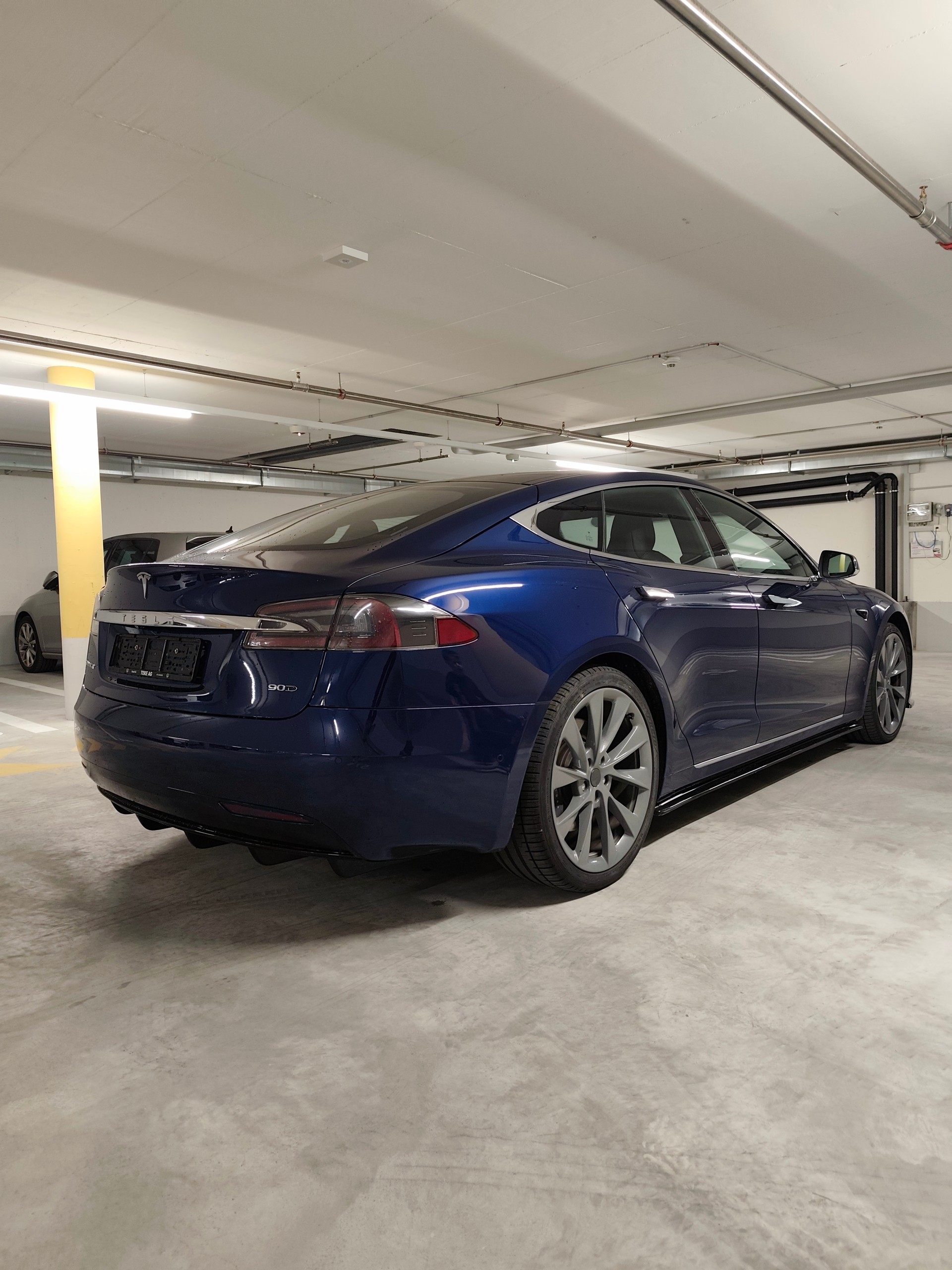 TESLA 90 D-image-1