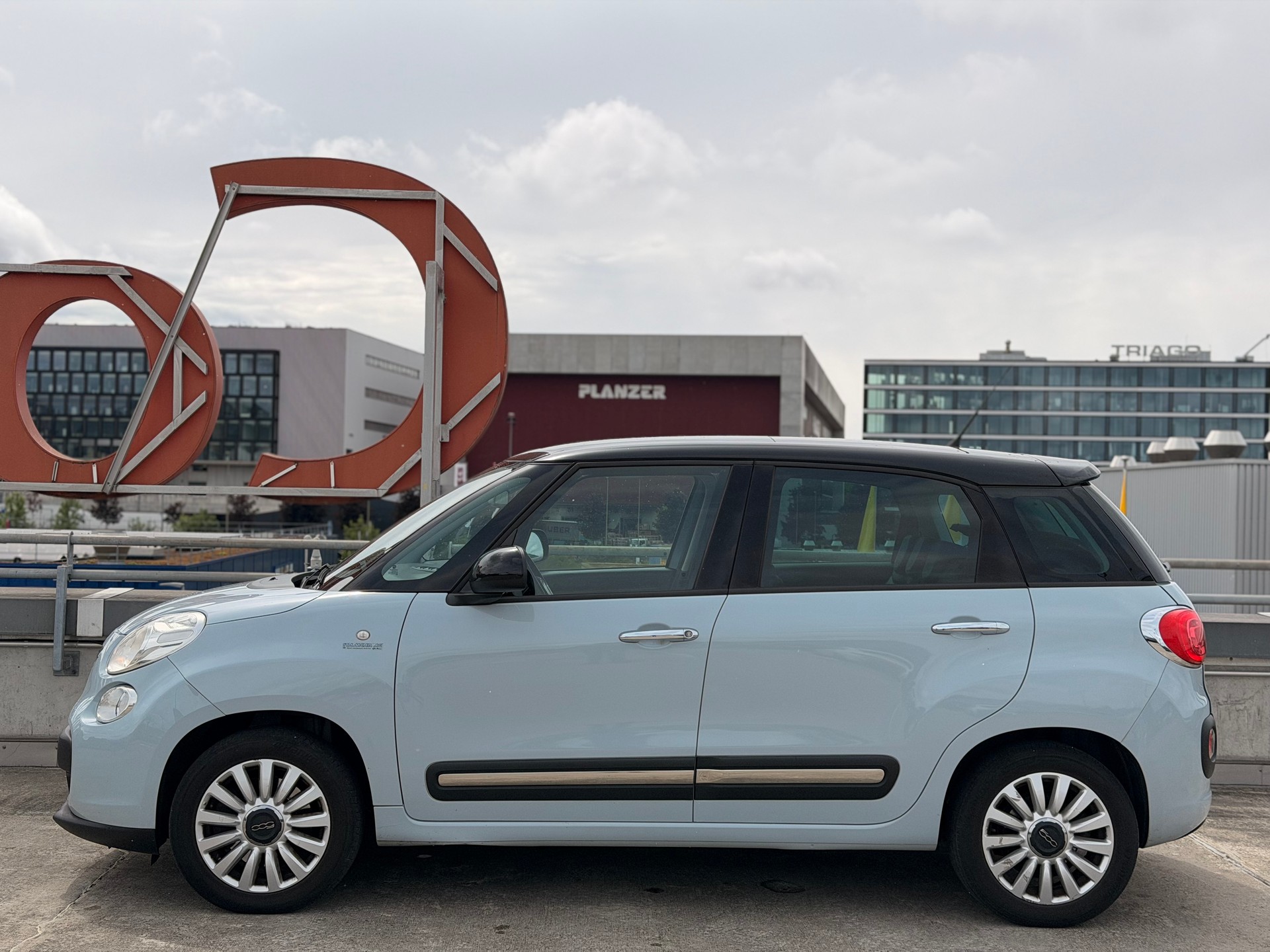 FIAT 500L Living 1.4 TB 16V Lounge-image-5
