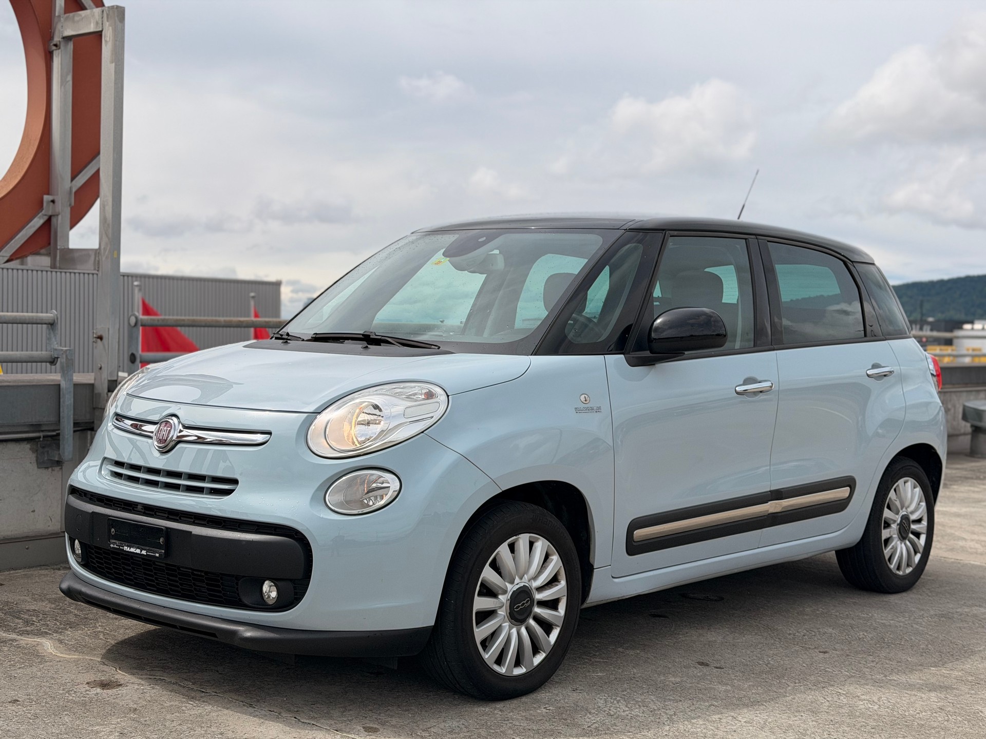 FIAT 500L Living 1.4 TB 16V Lounge-image-4