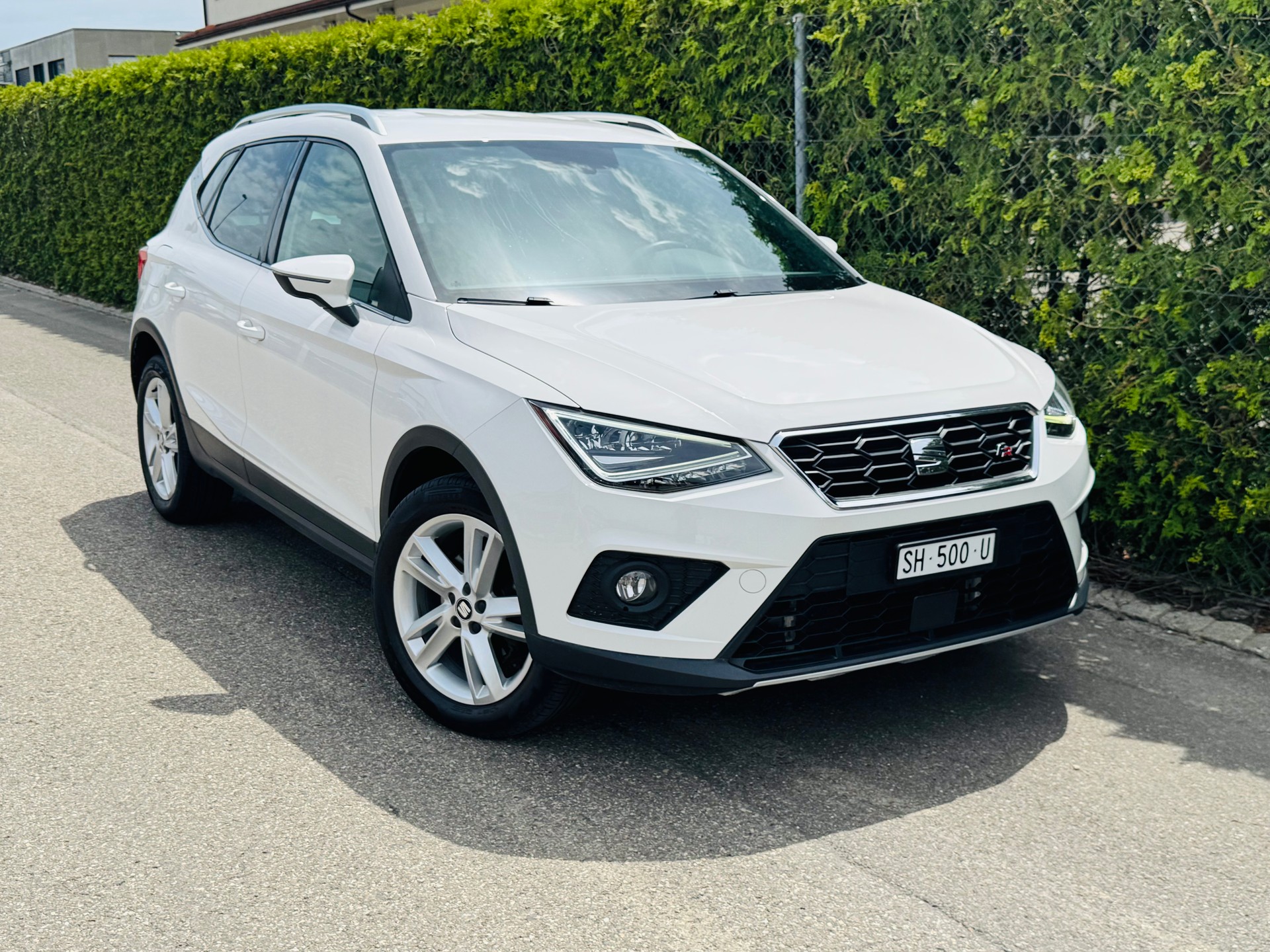 SEAT Arona 1.5 TSI Evo FR-Line-image-0
