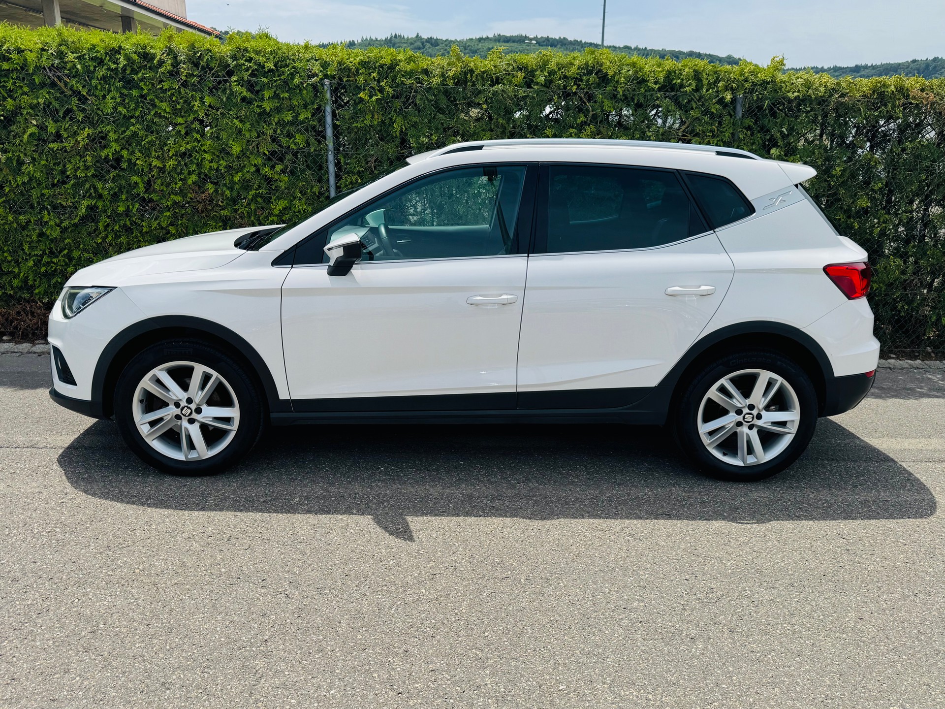 SEAT Arona 1.5 TSI Evo FR-Line-image-6