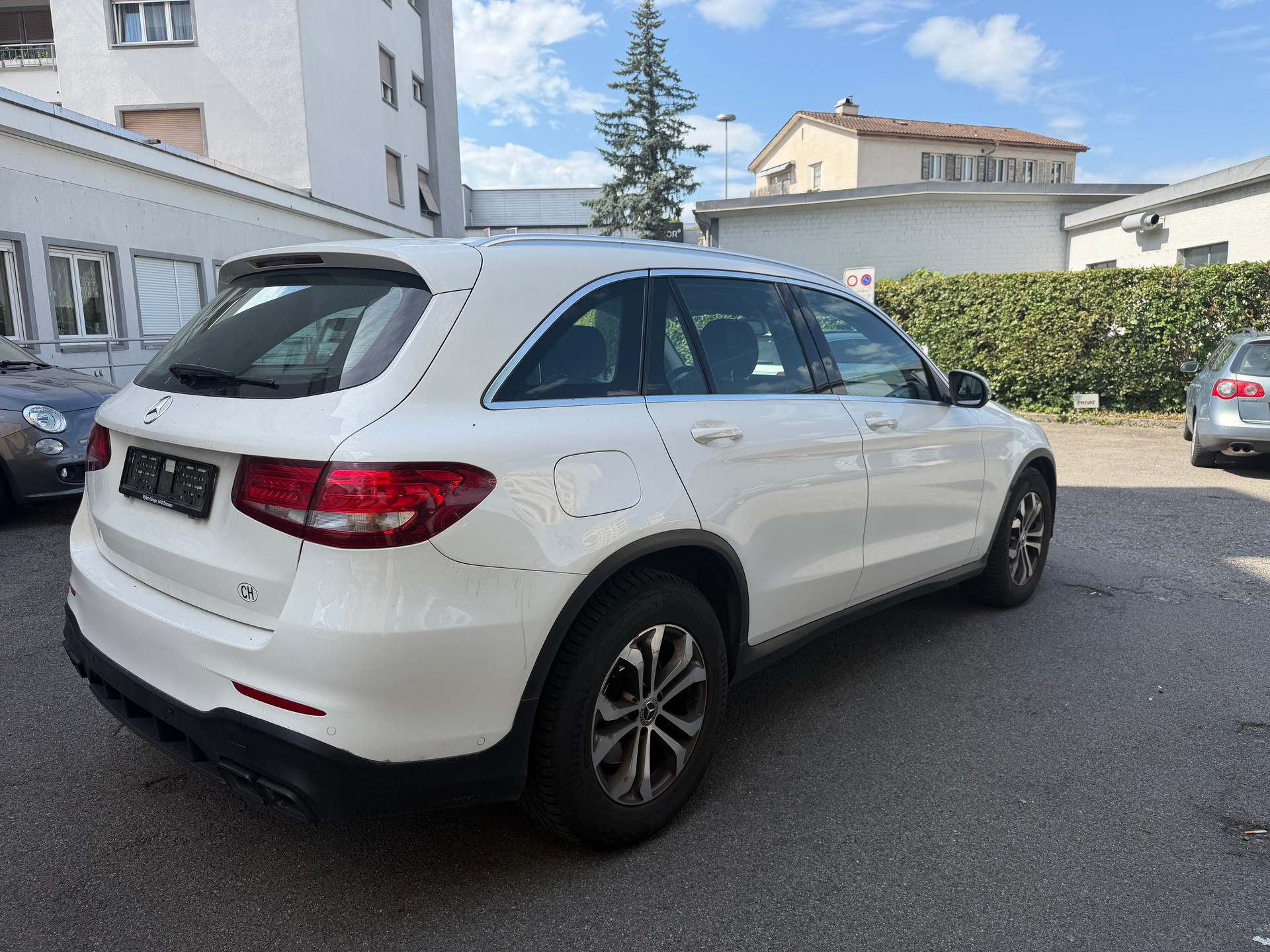 MERCEDES-BENZ GLC 220 d Exclusive 4Matic 9G-Tronic-image-4