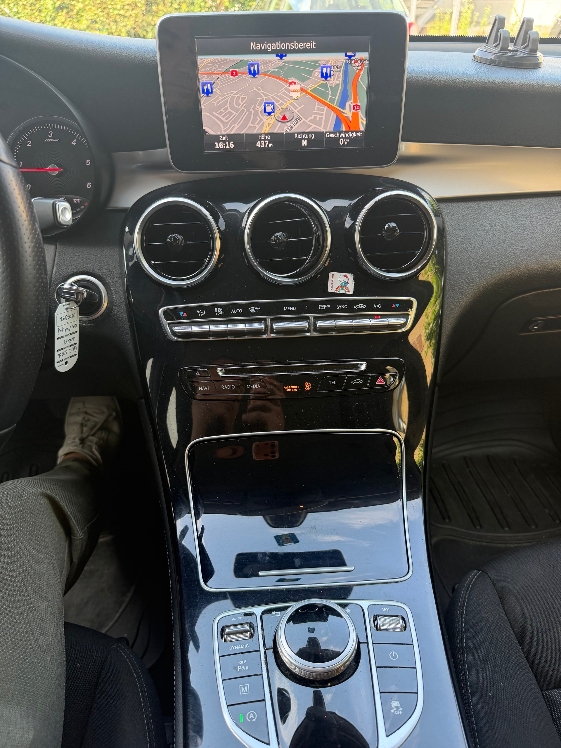 MERCEDES-BENZ GLC 220 d Exclusive 4Matic 9G-Tronic-image-11