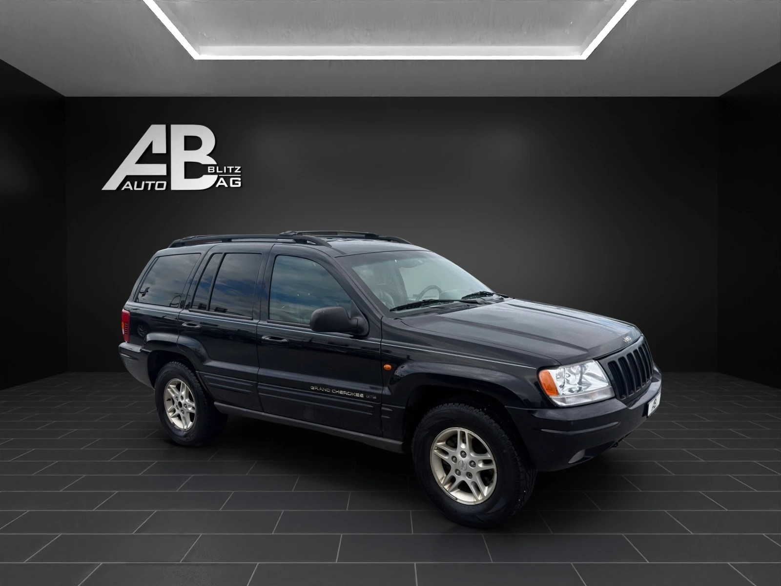 JEEP Grand Cherokee 4.7 Limited Automatic-image-5