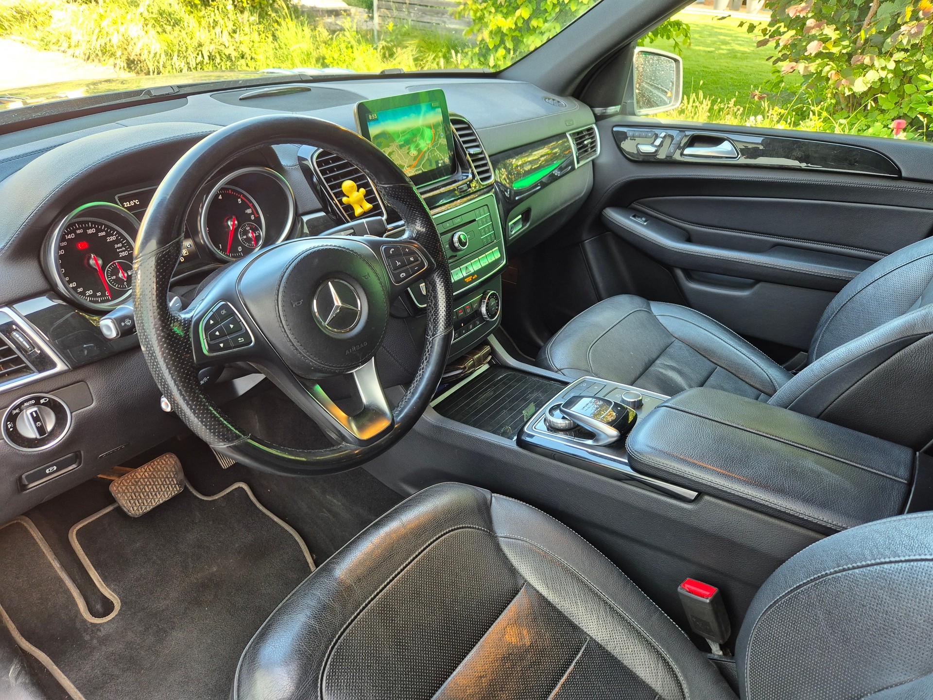 MERCEDES-BENZ GLS 350 d V6-image-3