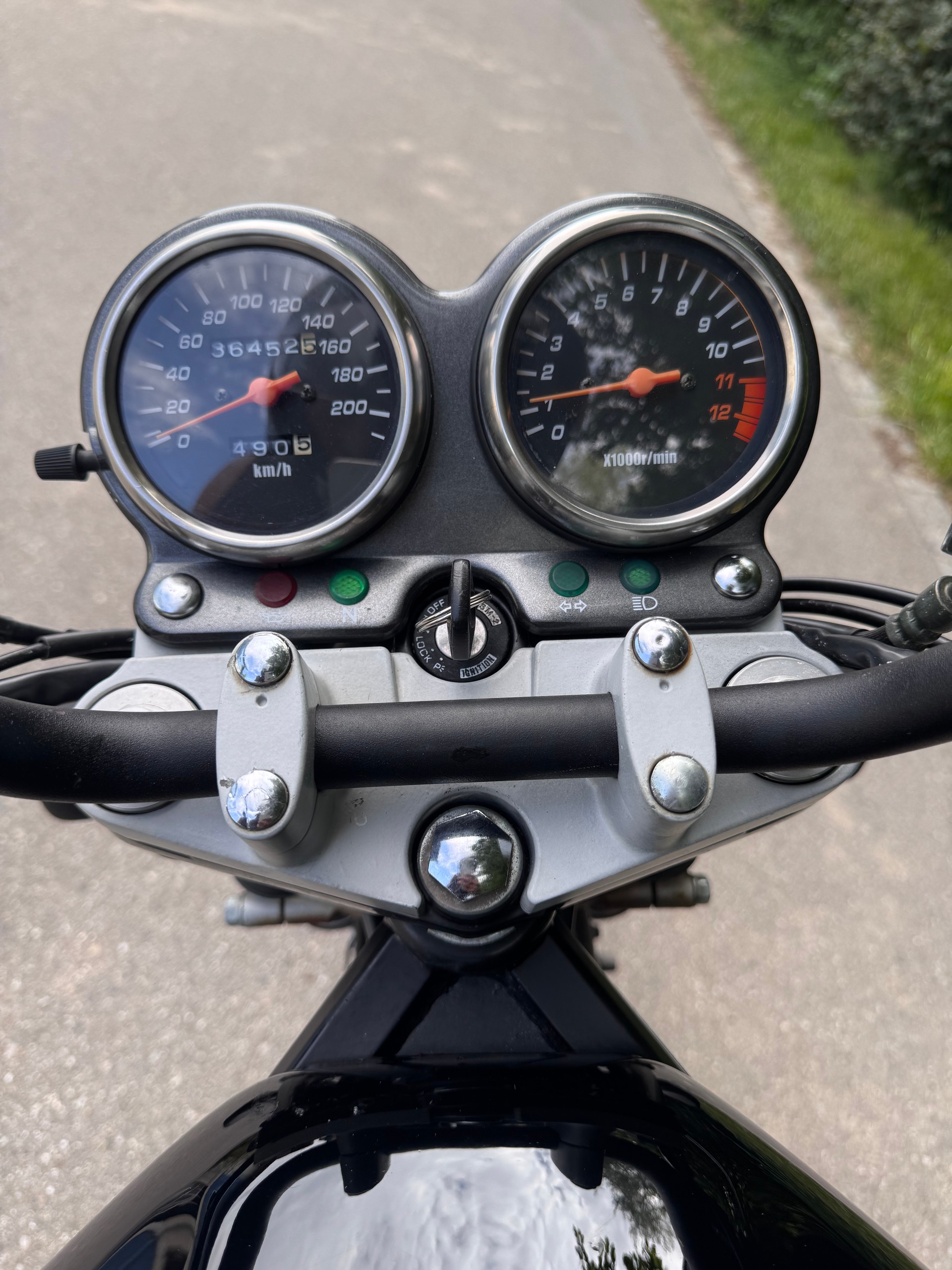 SUZUKI GS 500 U (25kW)-image-3
