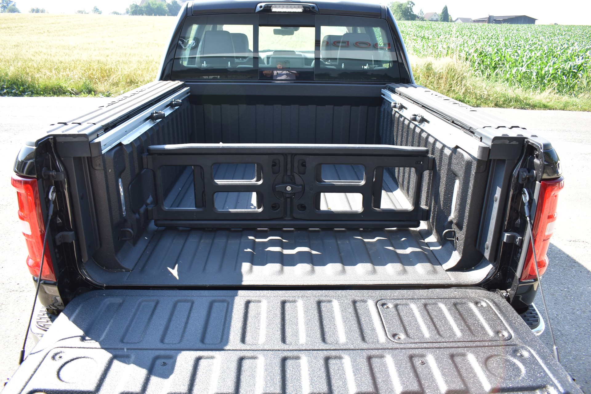 DODGE RAM 1500 CrewCab Laramie 3.0-image-5