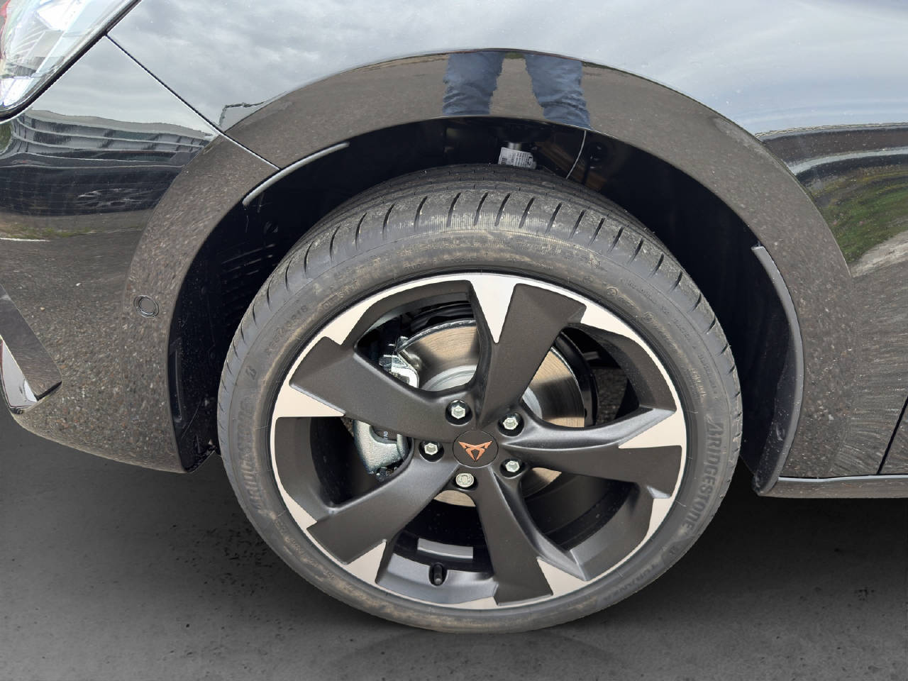 CUPRA Leon 1.5 eTSI Prime Edition DSG-image-13