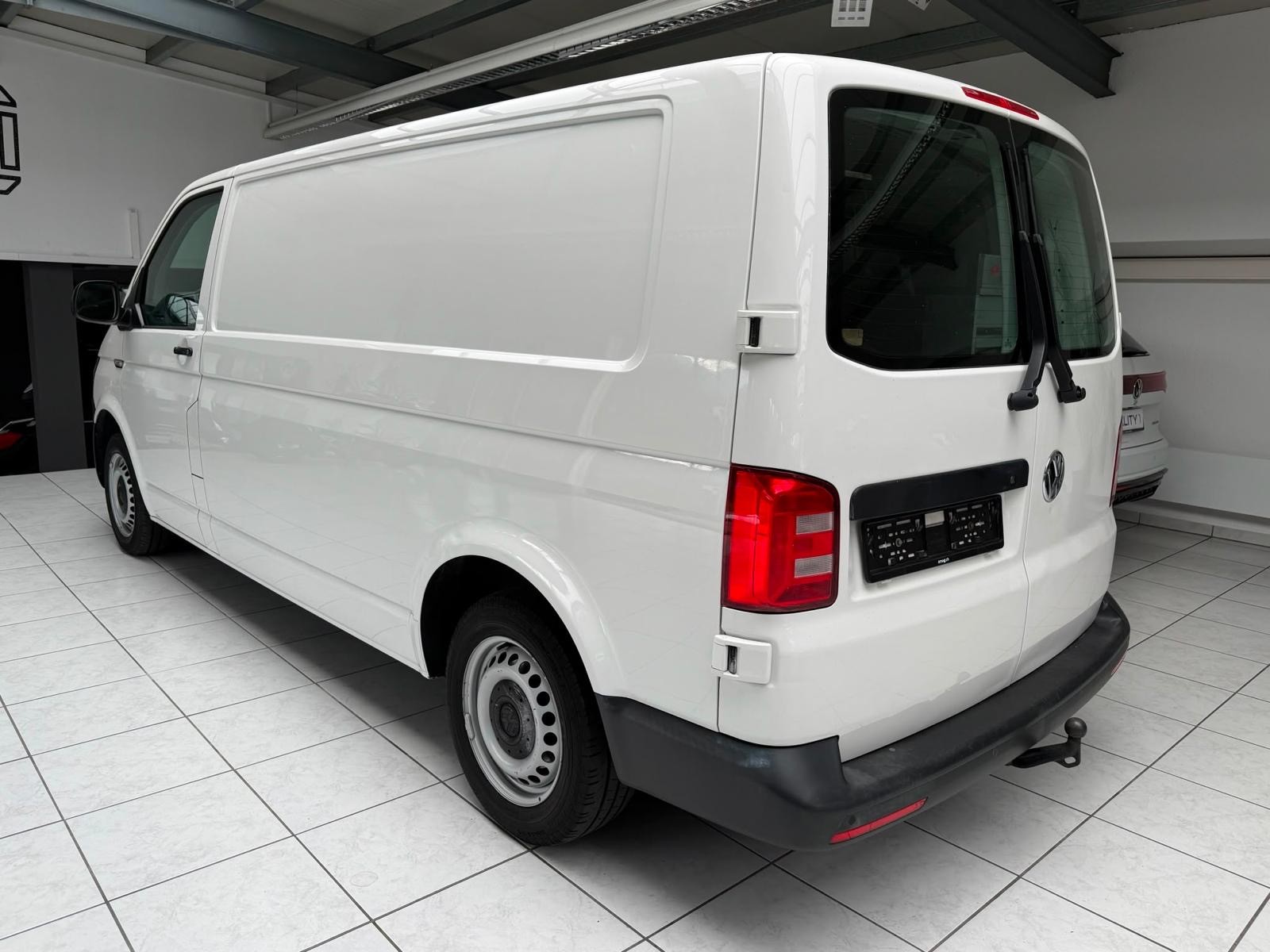 VW T6 2.0 TDI-image-3