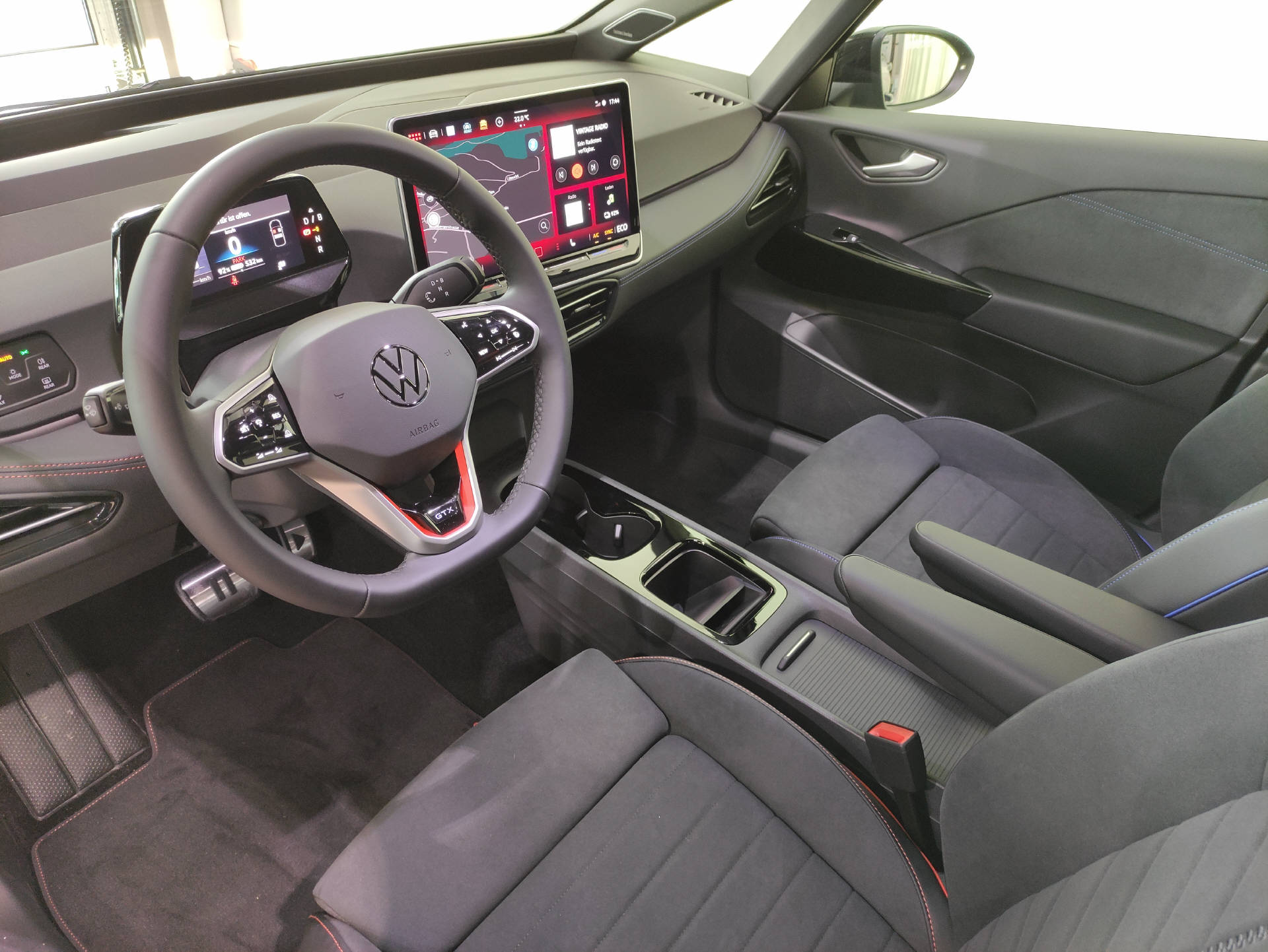 VW ID.3 GTX Performance Fire + Ice-image-4
