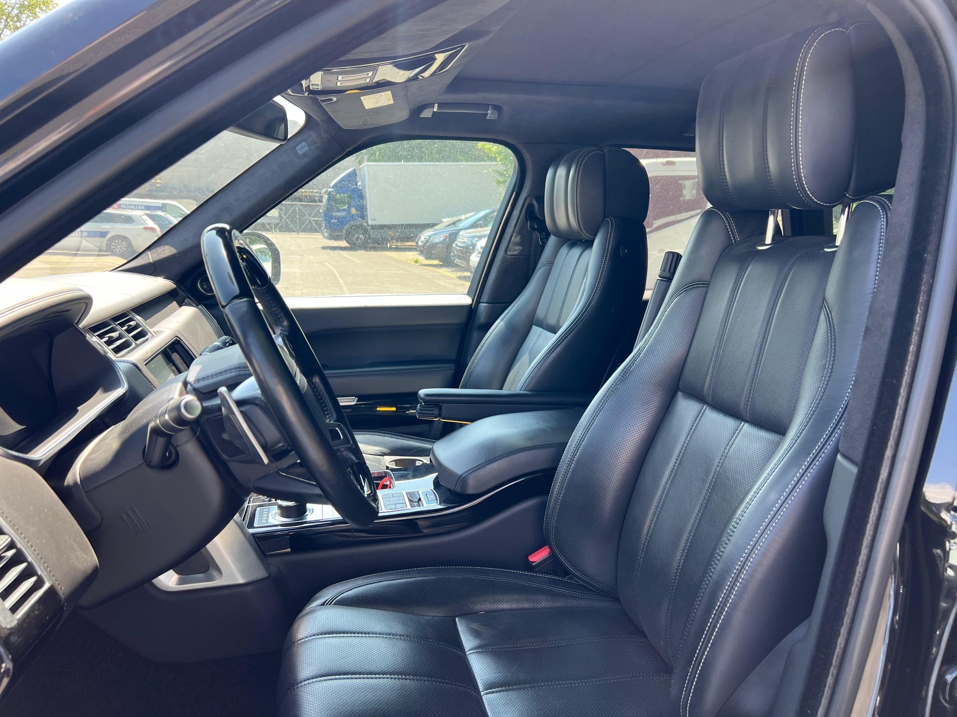 LAND ROVER Range Rover 3.0 SDV6 Hybrid Autobiograhy Automatic-image-11