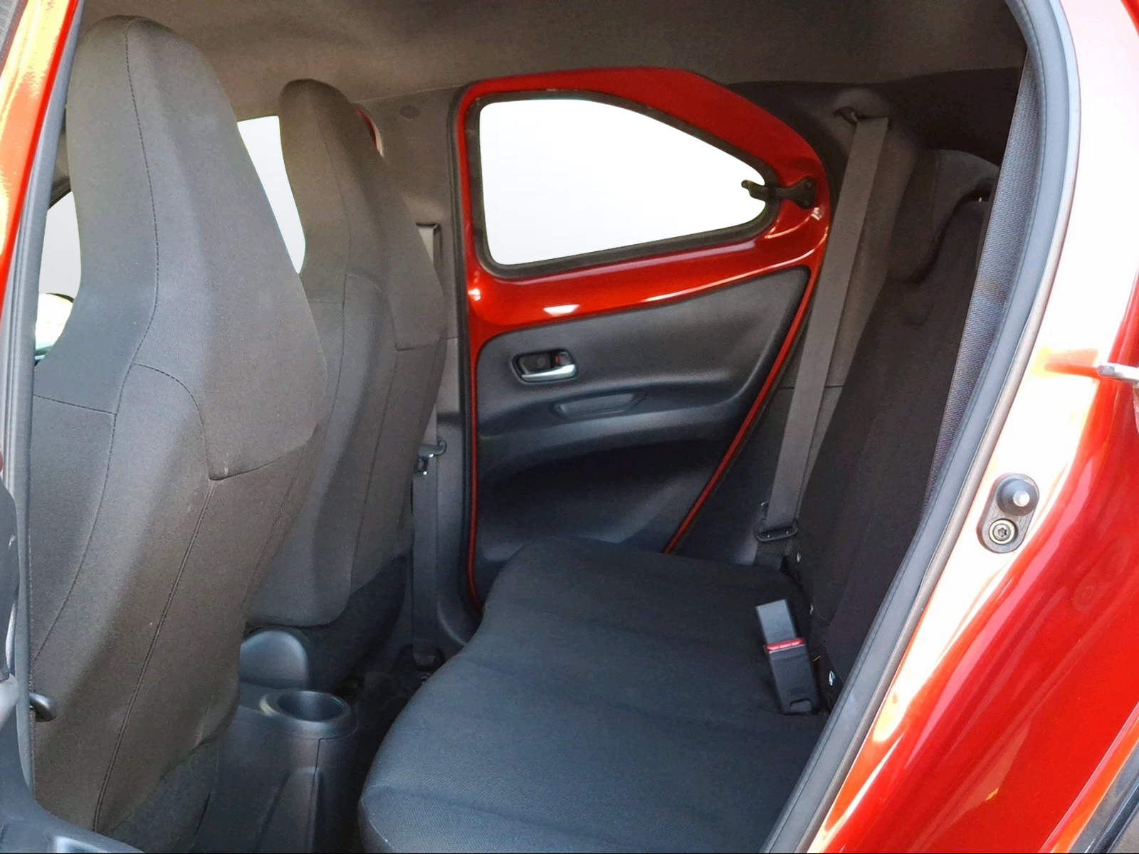 TOYOTA Aygo X 1.0 VVT-i Trend CVT-image-11