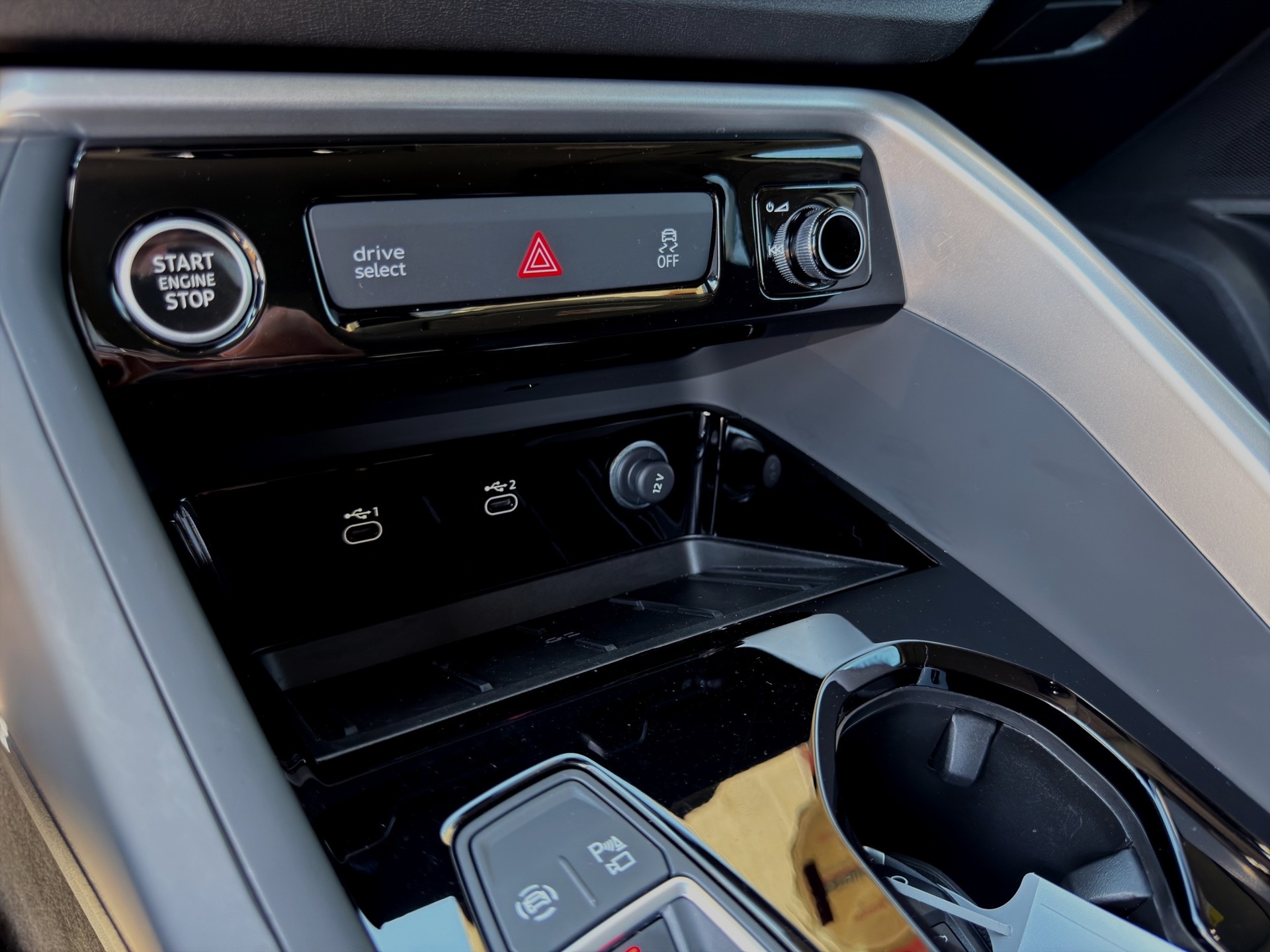 AUDI Q5 TDI quattro 150 kW S-tronic*Frisch ab MFK,Werksgaranite,Gratis Service 5 Jahre oder 80'000km"-image-13