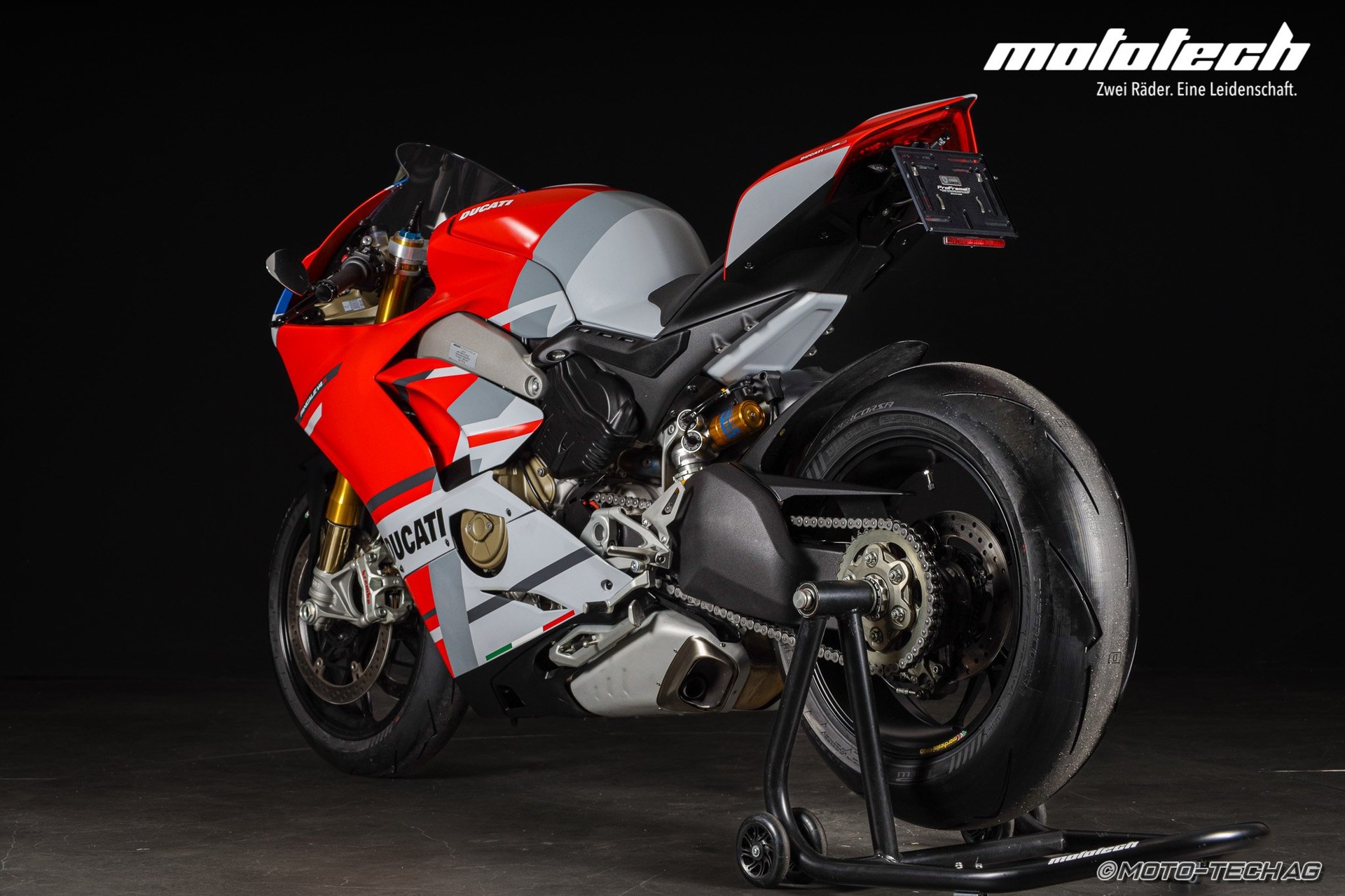 DUCATI Panigale V4 S CORSE-showroom-element-3