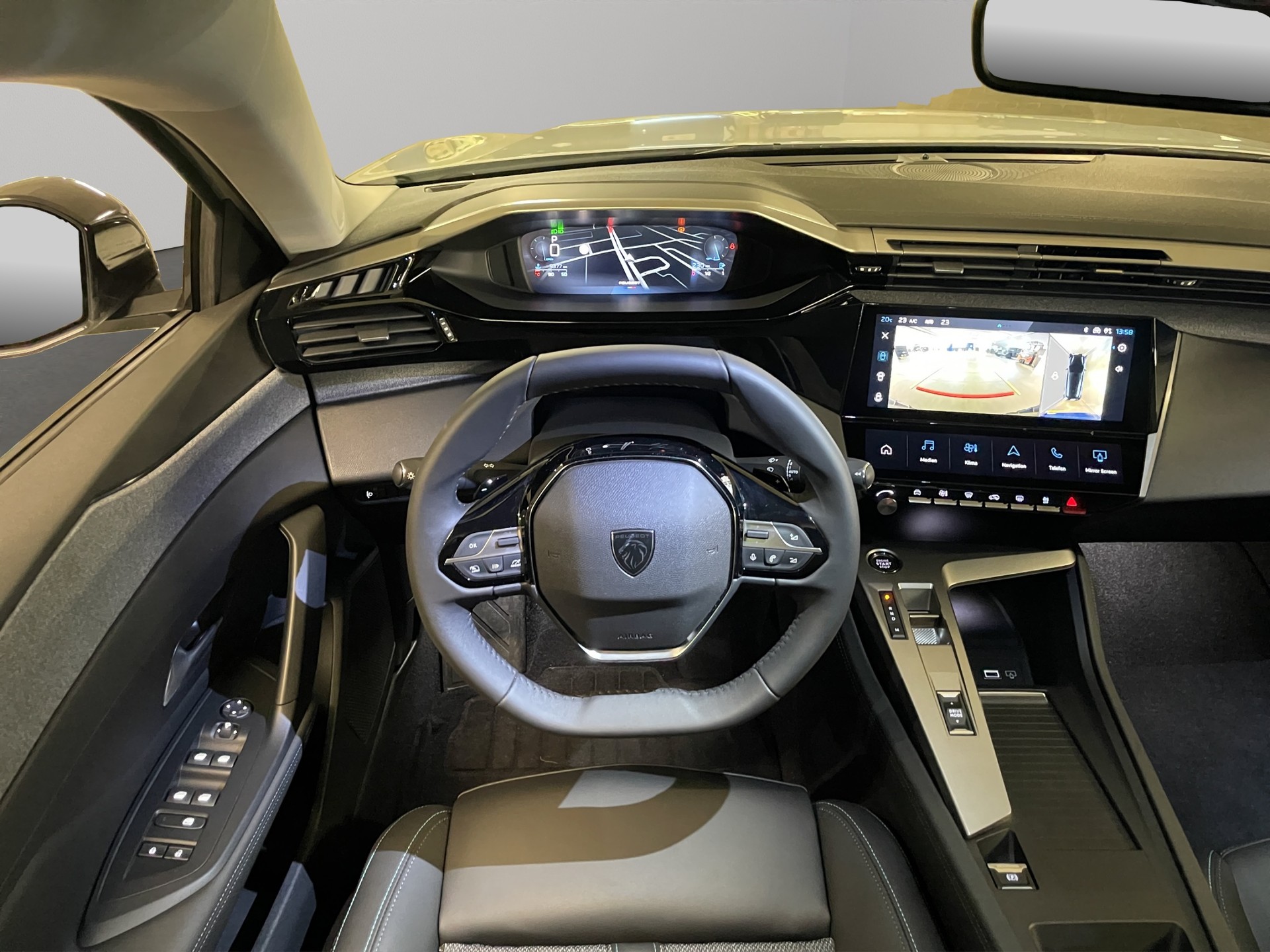 PEUGEOT 308 SW 1.5 BlueHDi Allure-image-10