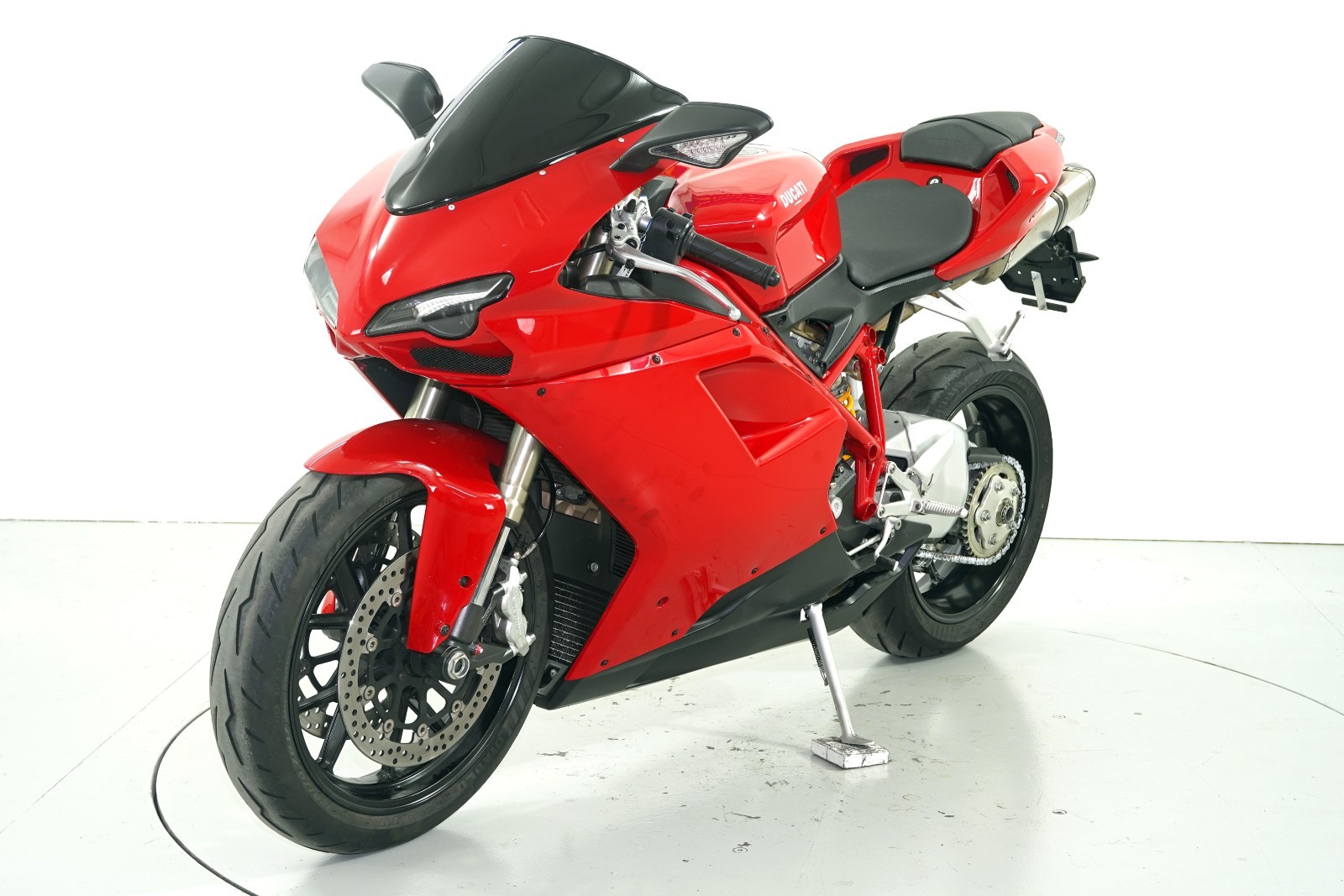 DUCATI 848-showroom-element-2