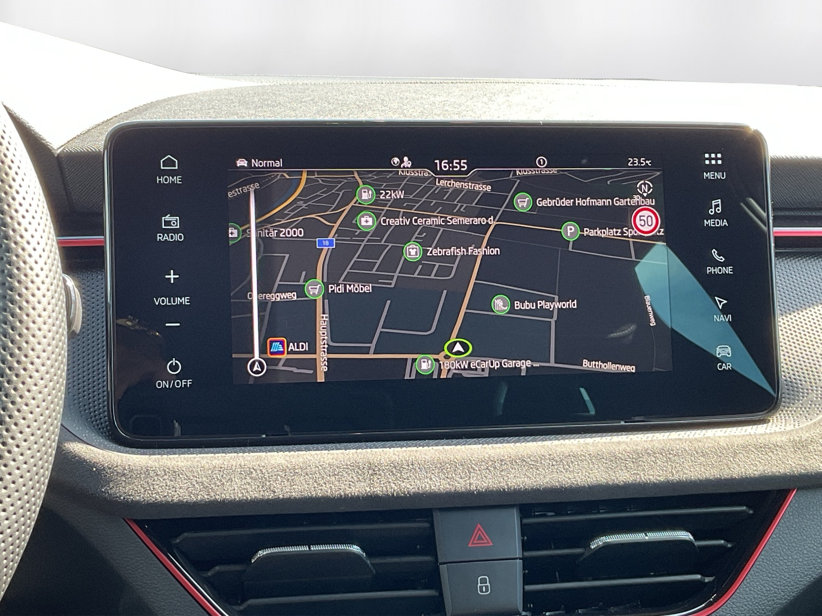 SKODA Kamiq 1.5 TSI Dynamic DSG-image-8