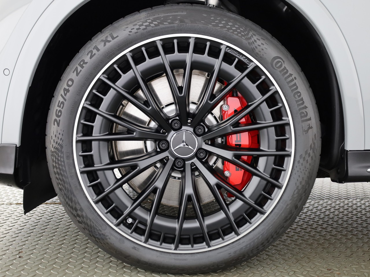 MERCEDES-BENZ GLC 53 AMG 4Matic+ 9G-Tronic-image-24