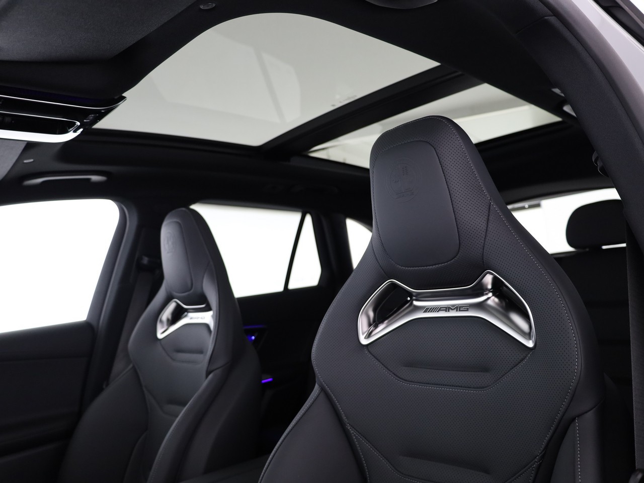 MERCEDES-BENZ GLC 53 AMG 4Matic+ 9G-Tronic-image-10